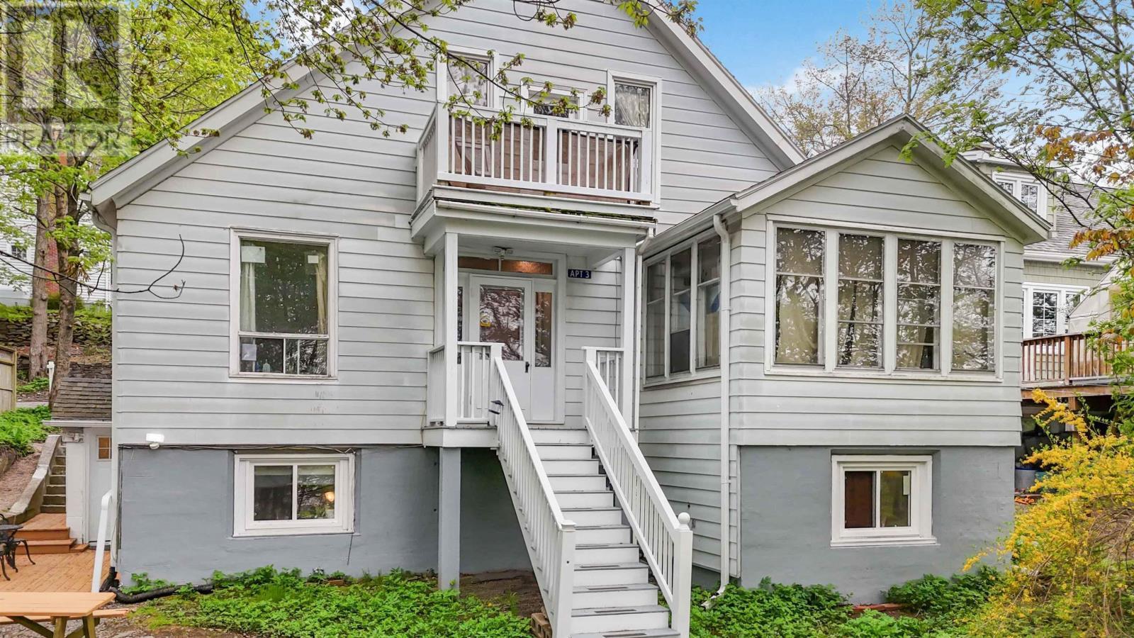 












16 Birches Drive

,
Halifax,




Nova Scotia
B3N1J1


