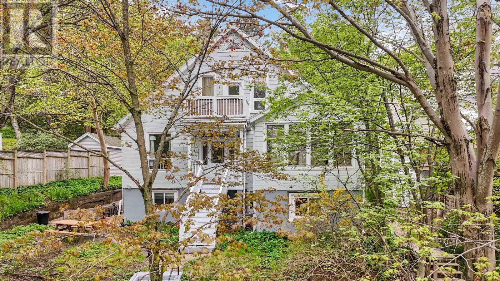 












16 Birches Drive

,
Halifax,




Nova Scotia
B3N1J1

