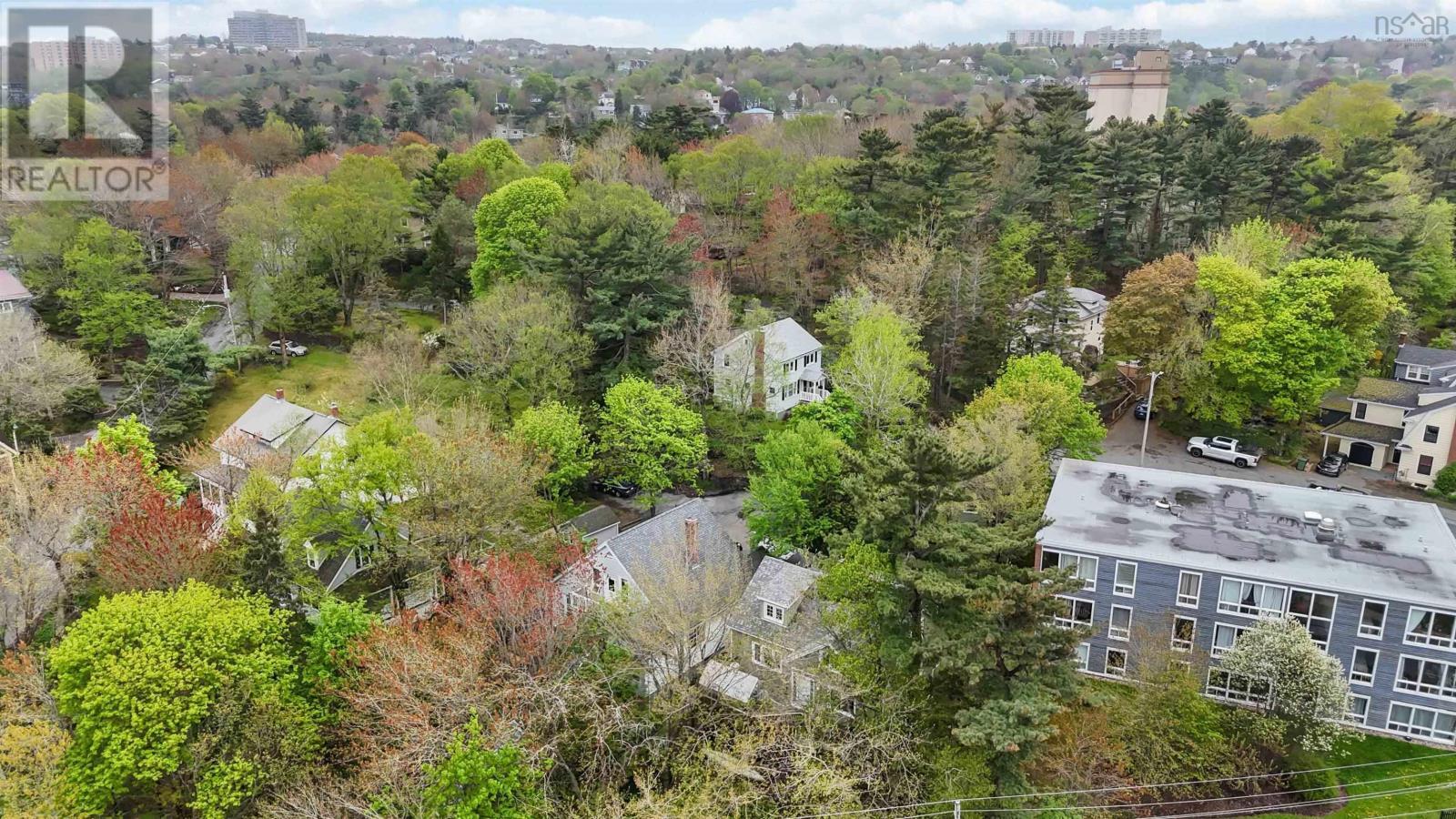 












16 Birches Drive

,
Halifax,




Nova Scotia
B3N1J1

