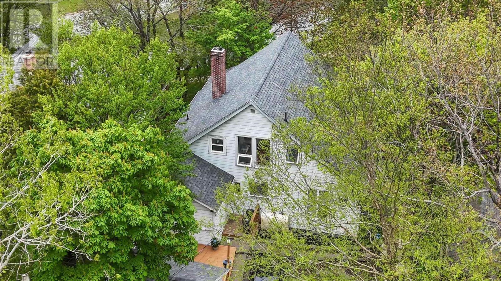 












16 Birches Drive

,
Halifax,




Nova Scotia
B3N1J1

