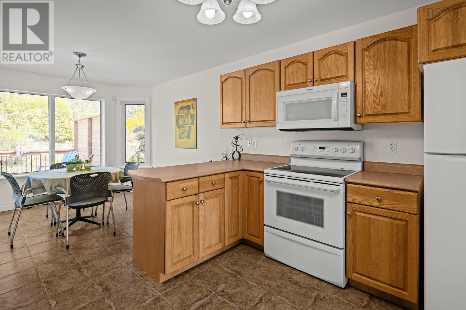 












103 Summer Field Way

,
Dartmouth,




Nova Scotia
B2W6M9

