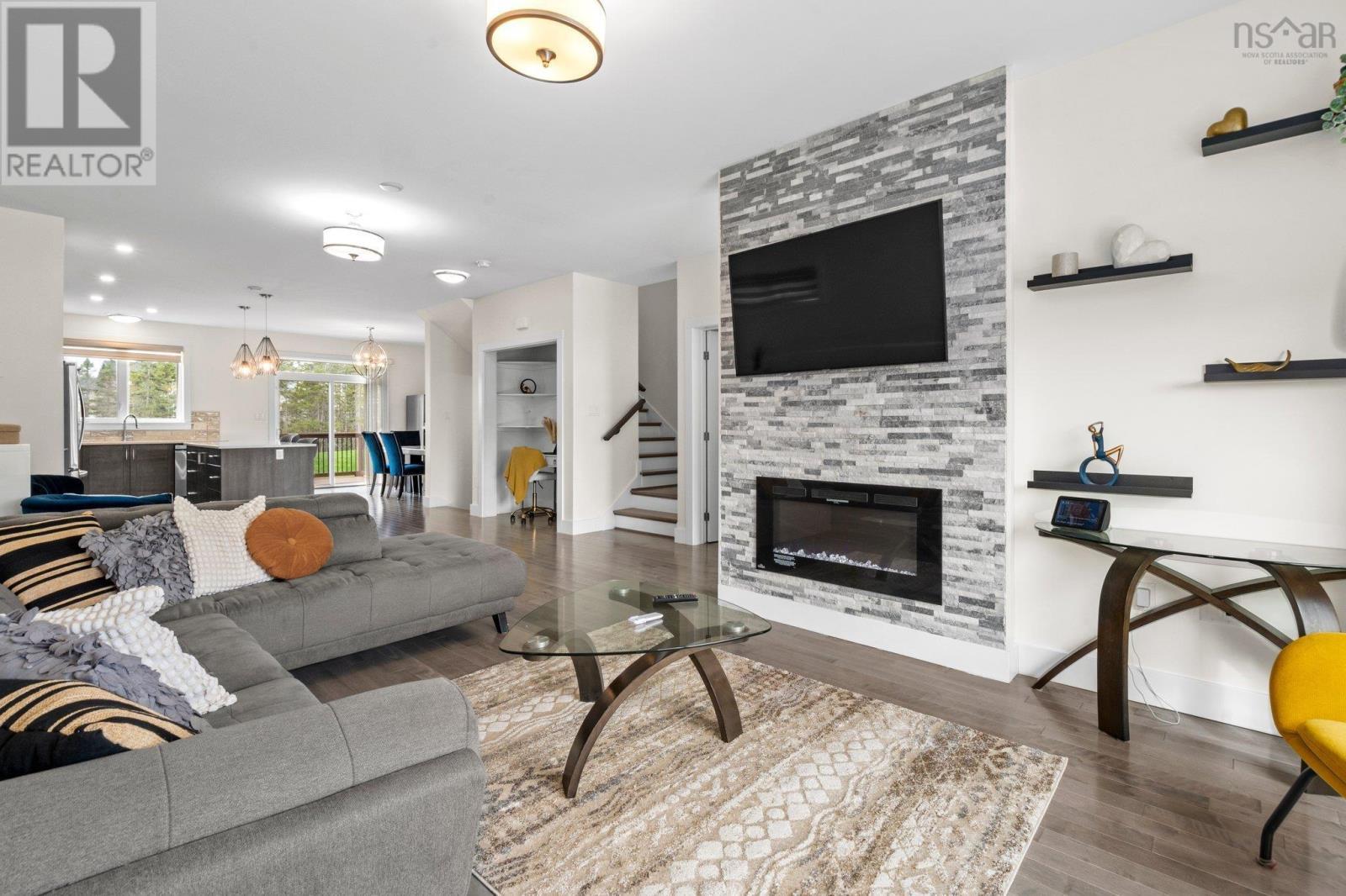 












40 Bramwell Court

,
West Bedford,




Nova Scotia
B4B0W2

