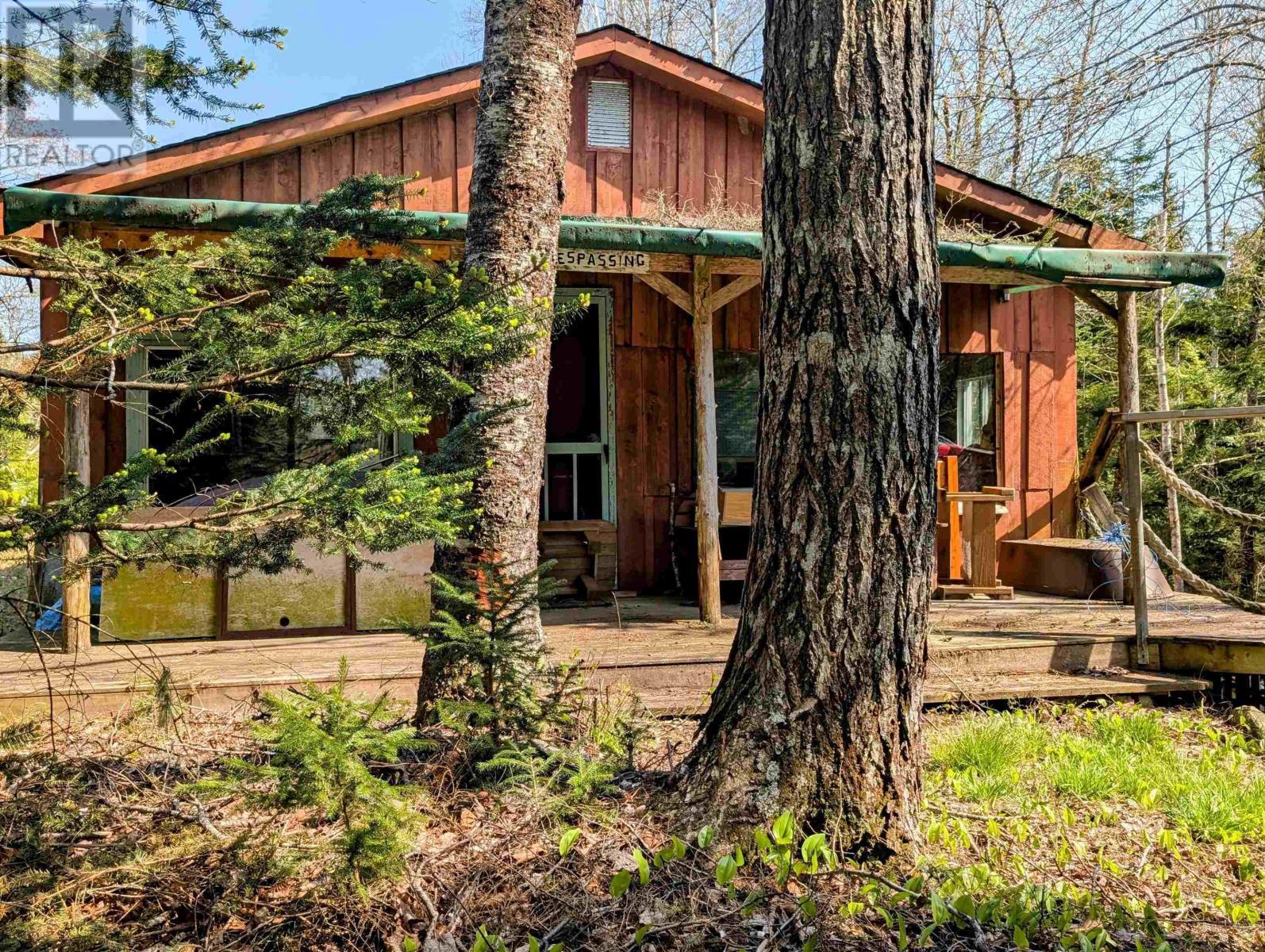 












287 Cole Road

,
Meaghers Grant,







Nova Scotia
B0N1V0

