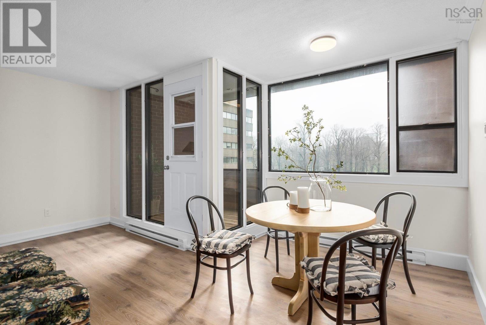 












401 5959 Spring Garden Road

,
Halifax,




Nova Scotia
B3H1Y4


