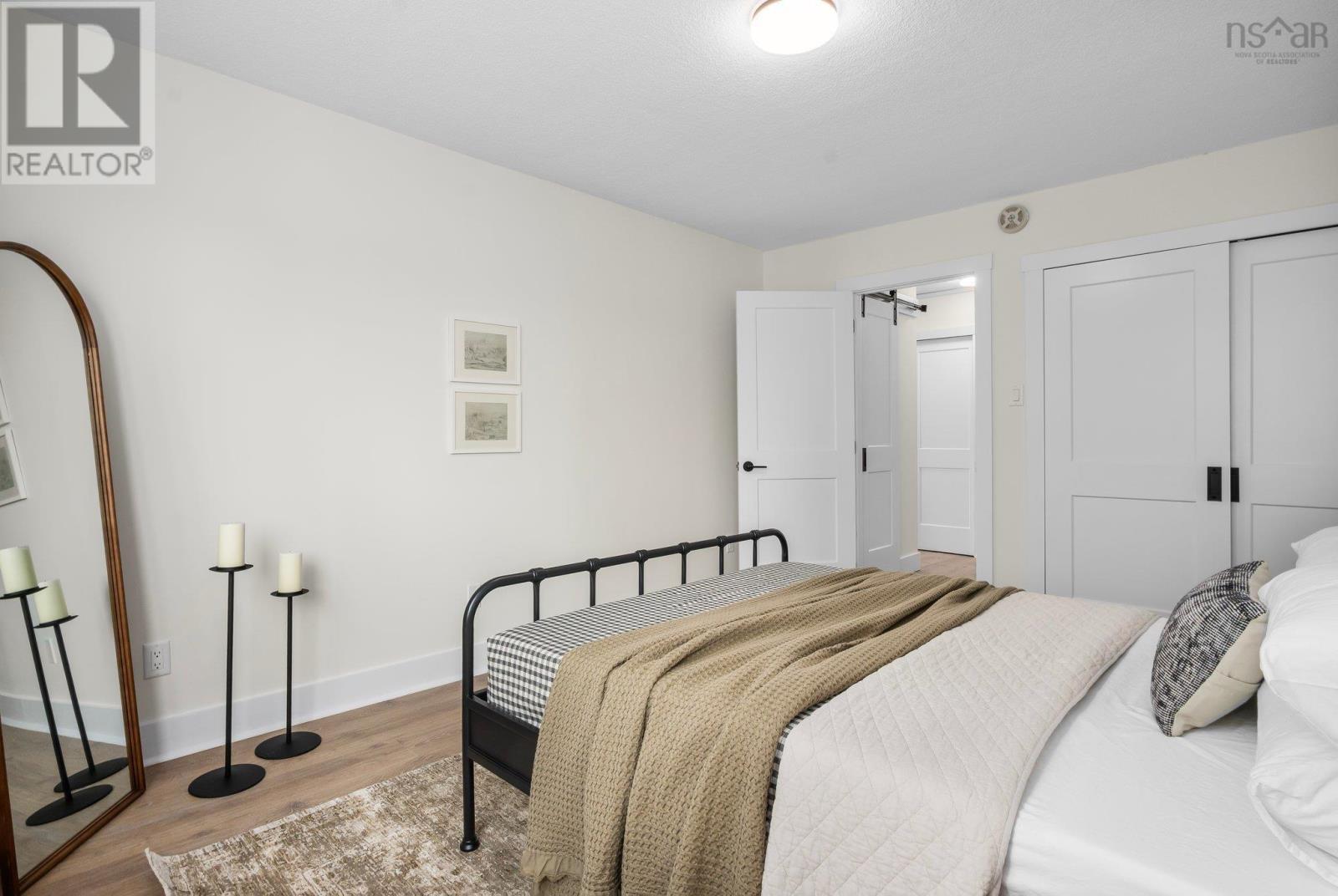 












401 5959 Spring Garden Road

,
Halifax,




Nova Scotia
B3H1Y4

