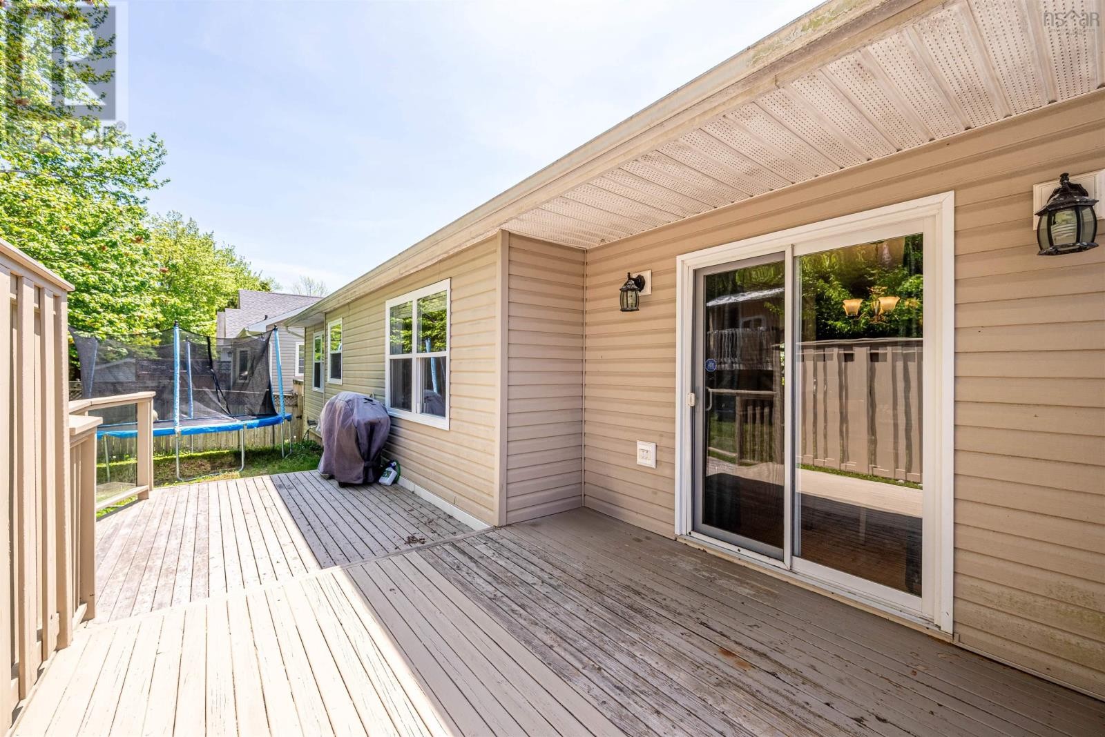 












78 Bellbrook Crescent

,
Dartmouth,




Nova Scotia
B2W6S2

