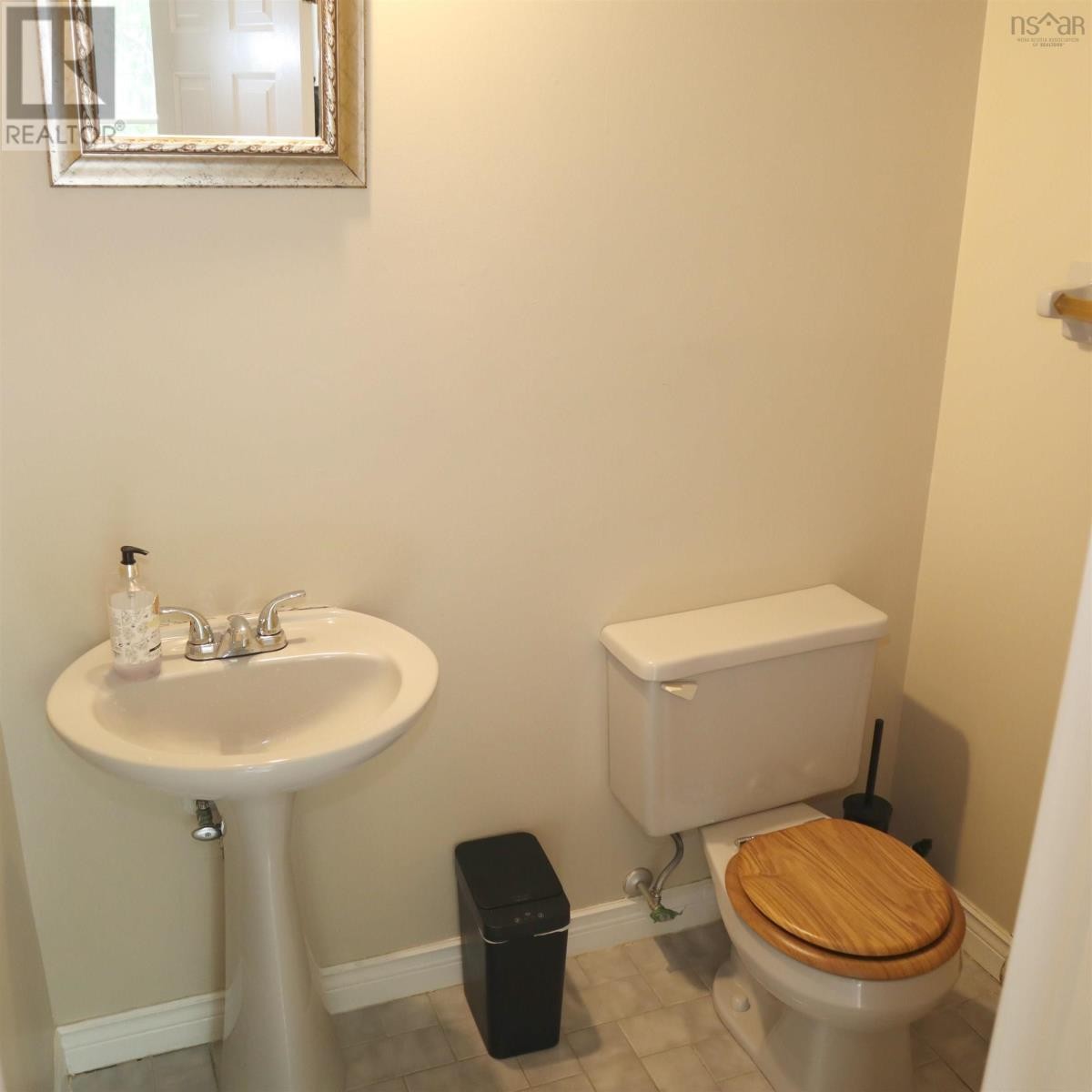












133 Silistria Drive

,
Dartmouth,




Nova Scotia
B2W6A7

