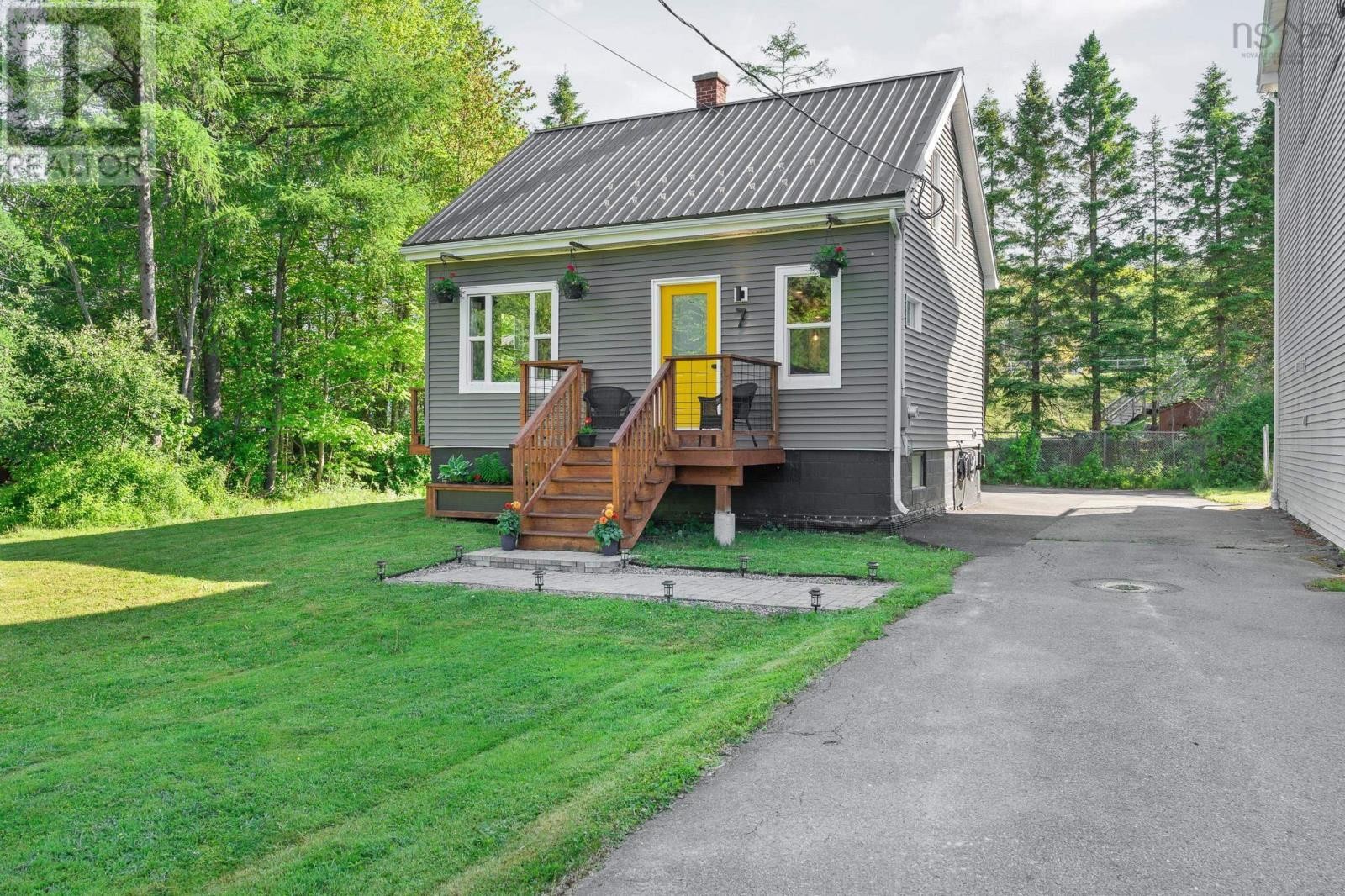 












7 Brook Street

,
Bedford,




Nova Scotia
B4A2H4

