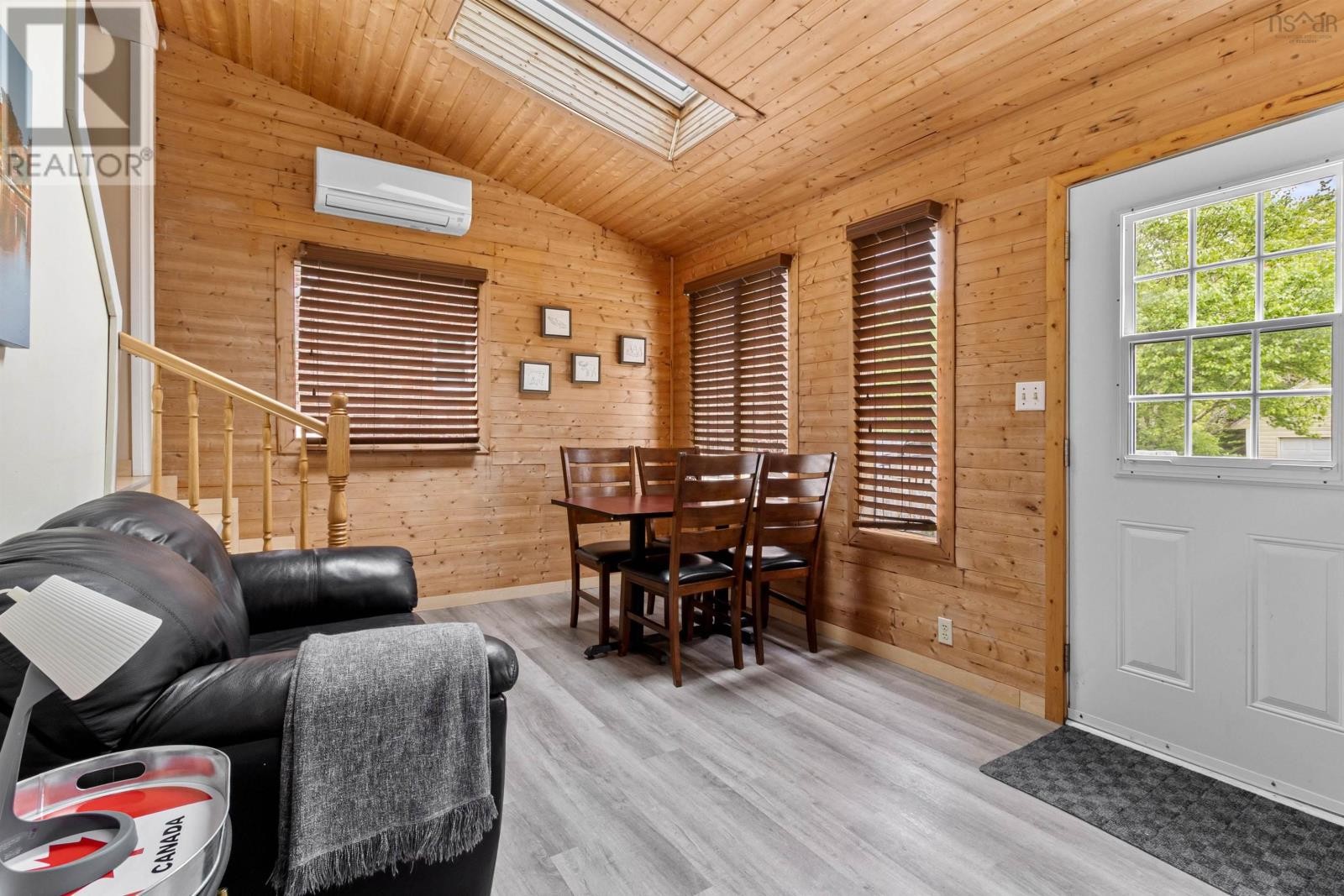 












1596 St. Margaret's Bay Road

,
Lakeside,




Nova Scotia
B3T1B2

