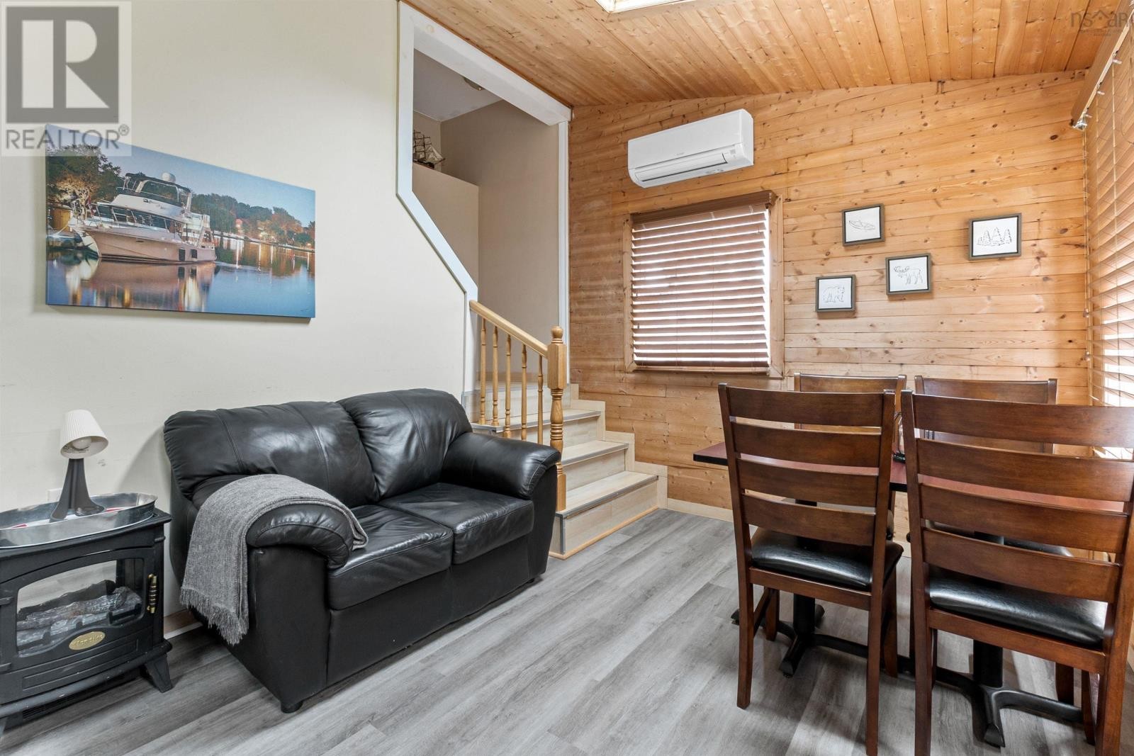 












1596 St. Margaret's Bay Road

,
Lakeside,




Nova Scotia
B3T1B2

