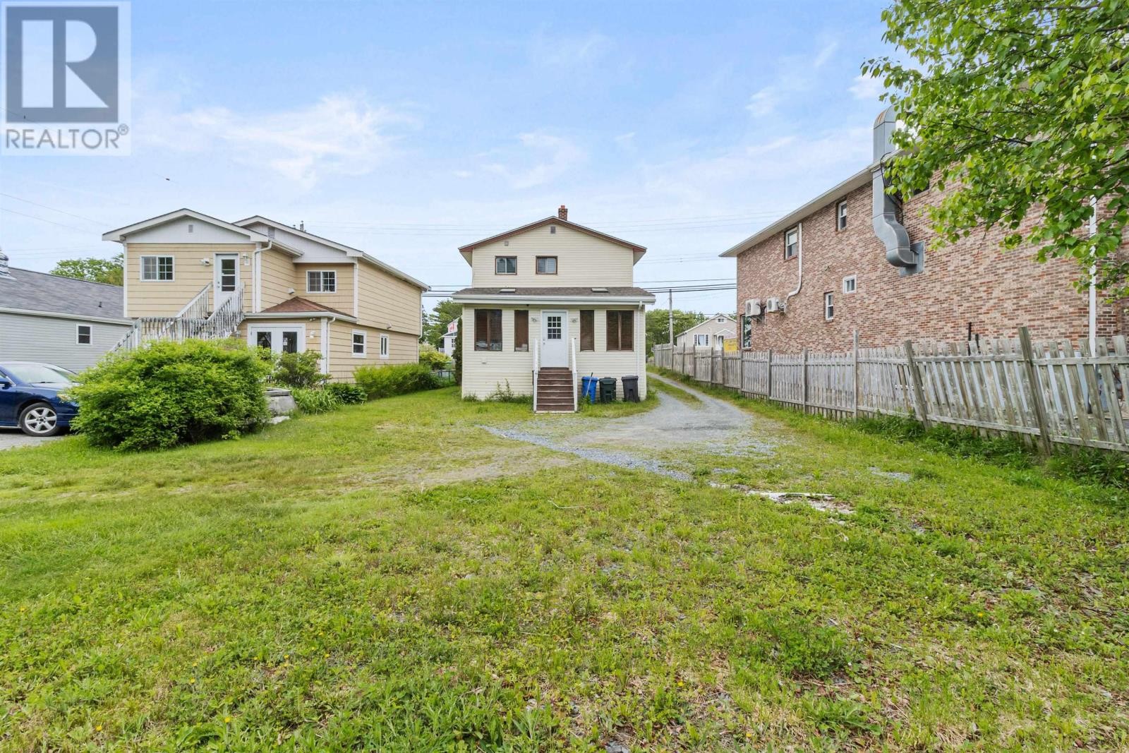 












1596 St. Margaret's Bay Road

,
Lakeside,




Nova Scotia
B3T1B2

