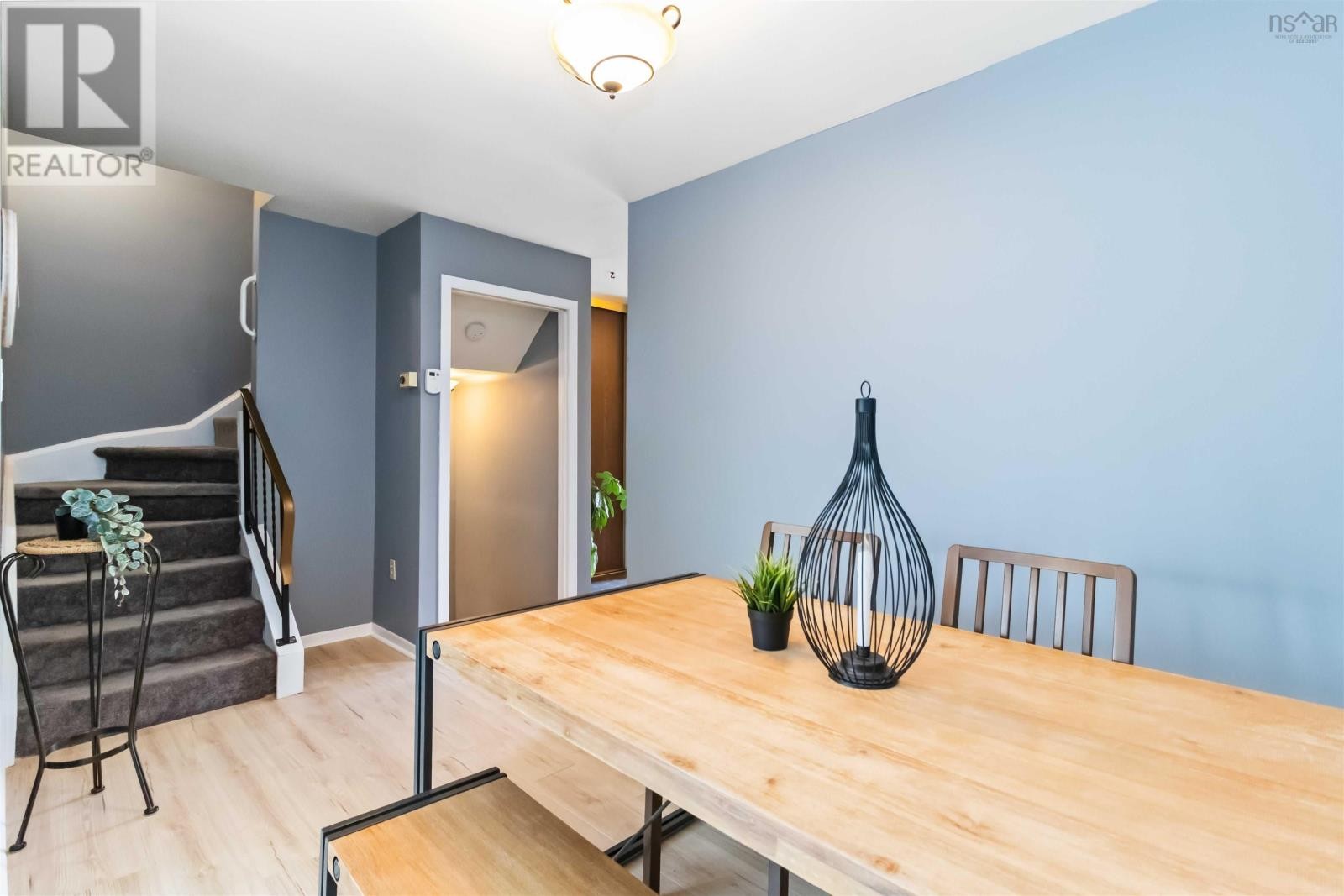 












4 Forestside Crescent

,
Halifax,




Nova Scotia
B3M1M4

