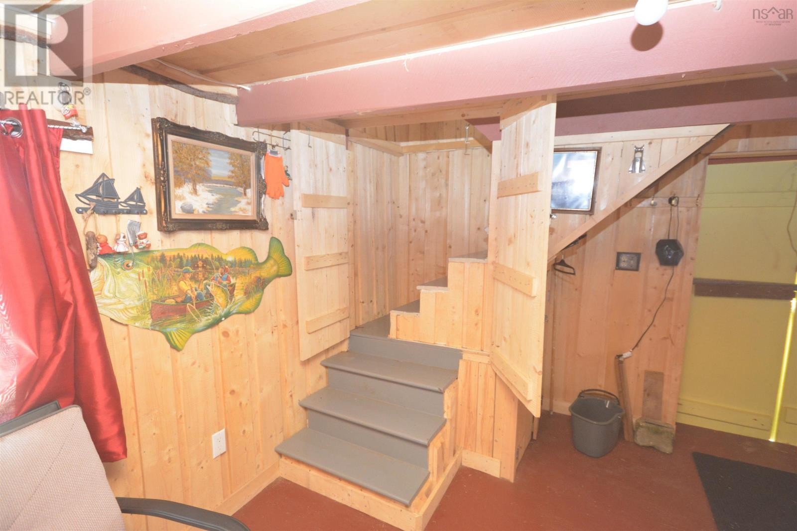 












1570 John Brackett Drive

,
Herring Cove,







Nova Scotia
B3V1G8

