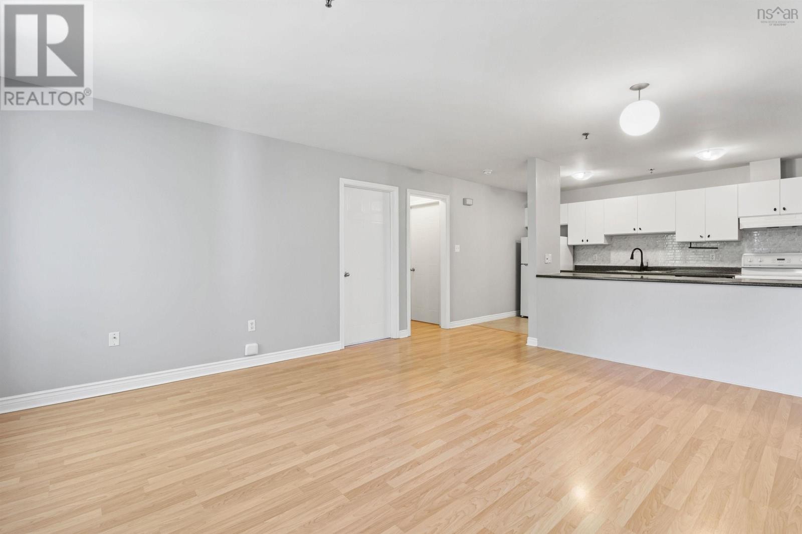 












304 3330 Westerwald Street

,
Halifax,




Nova Scotia
B3N2R7

