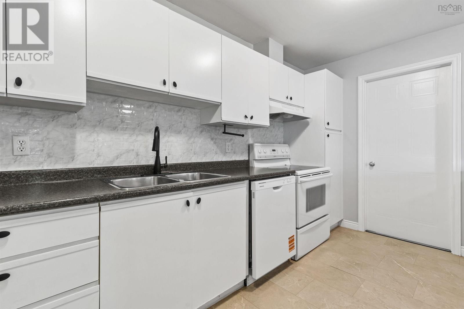 












304 3330 Westerwald Street

,
Halifax,




Nova Scotia
B3N2R7

