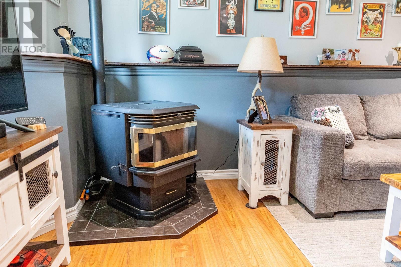 












34 Mary Drive

,
Greenhill,




Nova Scotia
B0K2A0

