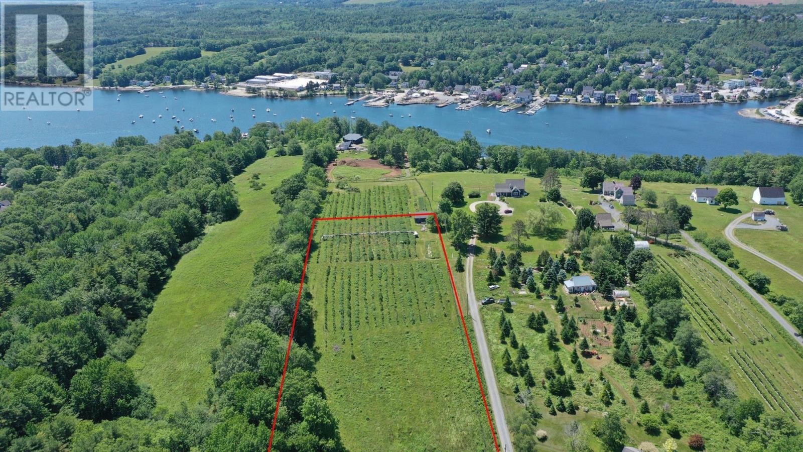 












Lot 1 Highway 3

,
Mahone Bay,







Nova Scotia
B0J2E0

