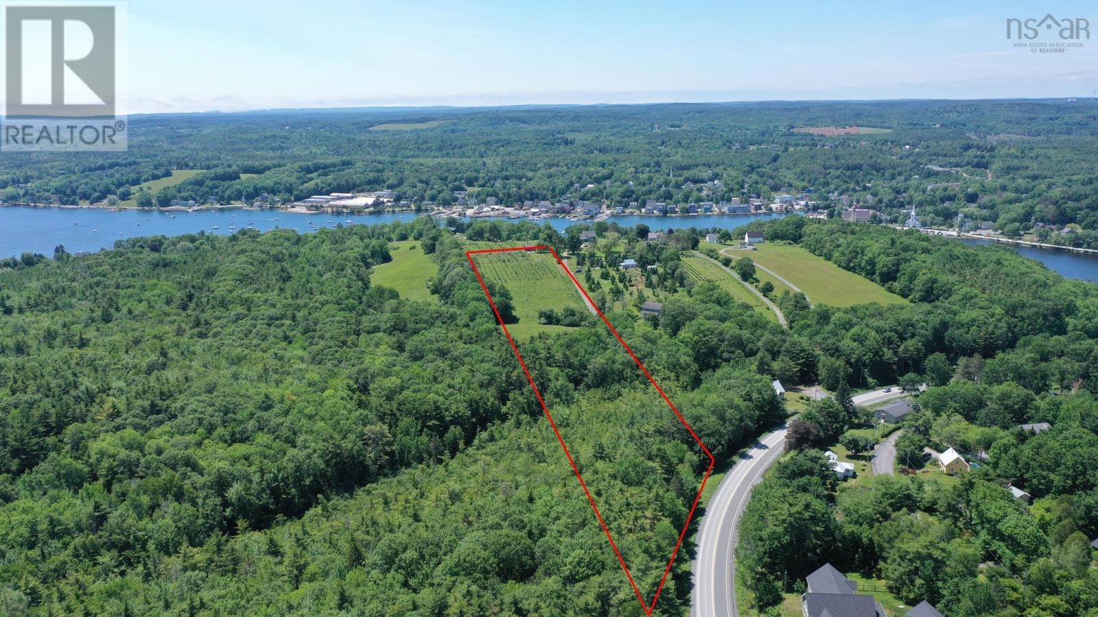 












Lot 1 Highway 3

,
Mahone Bay,







Nova Scotia
B0J2E0

