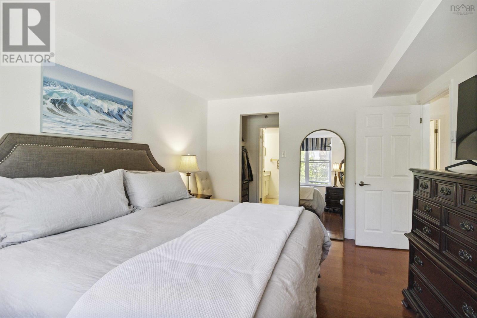












203 85 Spinnaker Drive

,
Halifax,




Nova Scotia
B3N3E3

