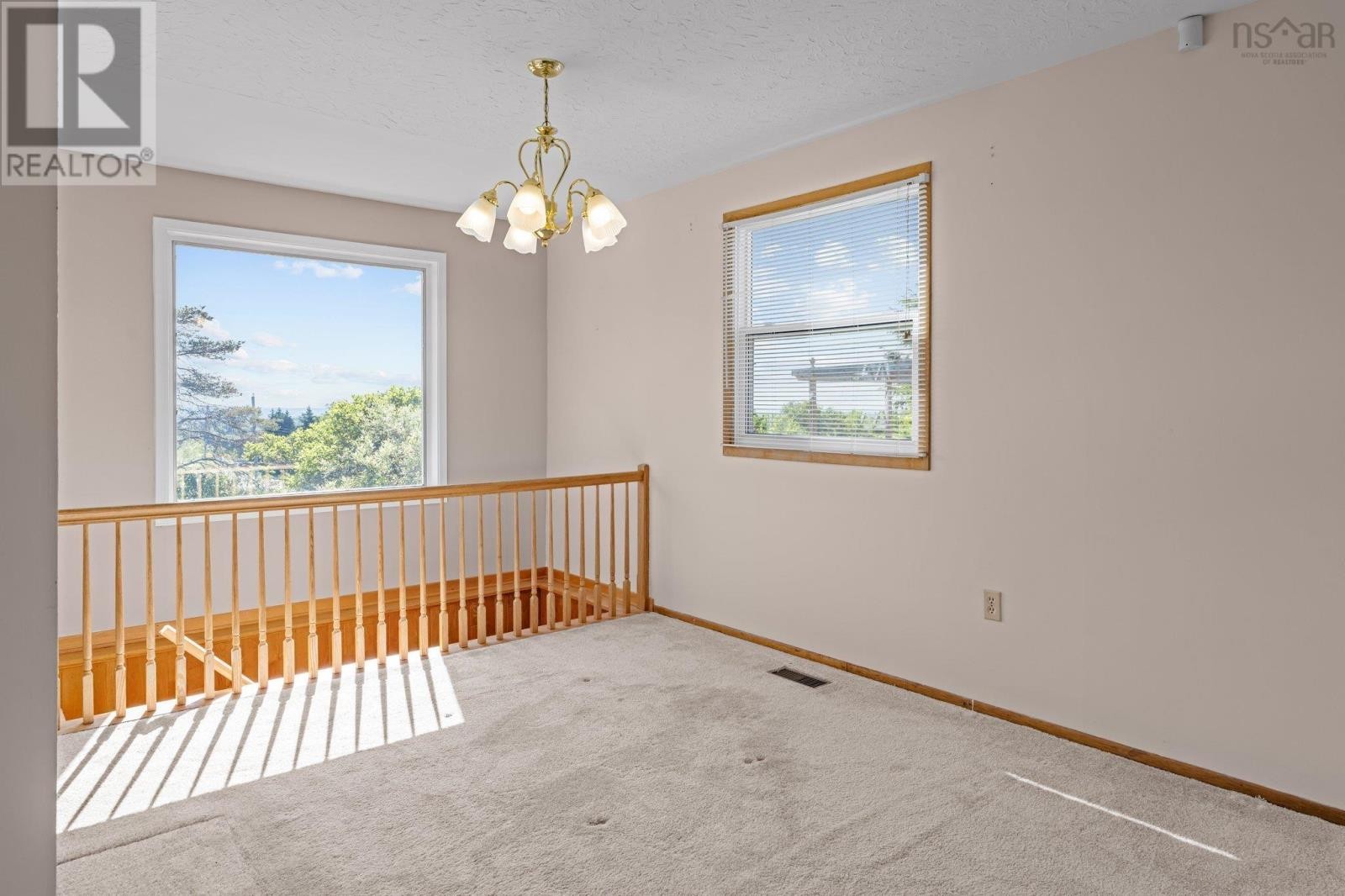 












41 Elm Street

,
Cole Harbour,




Nova Scotia
B2W2K4

