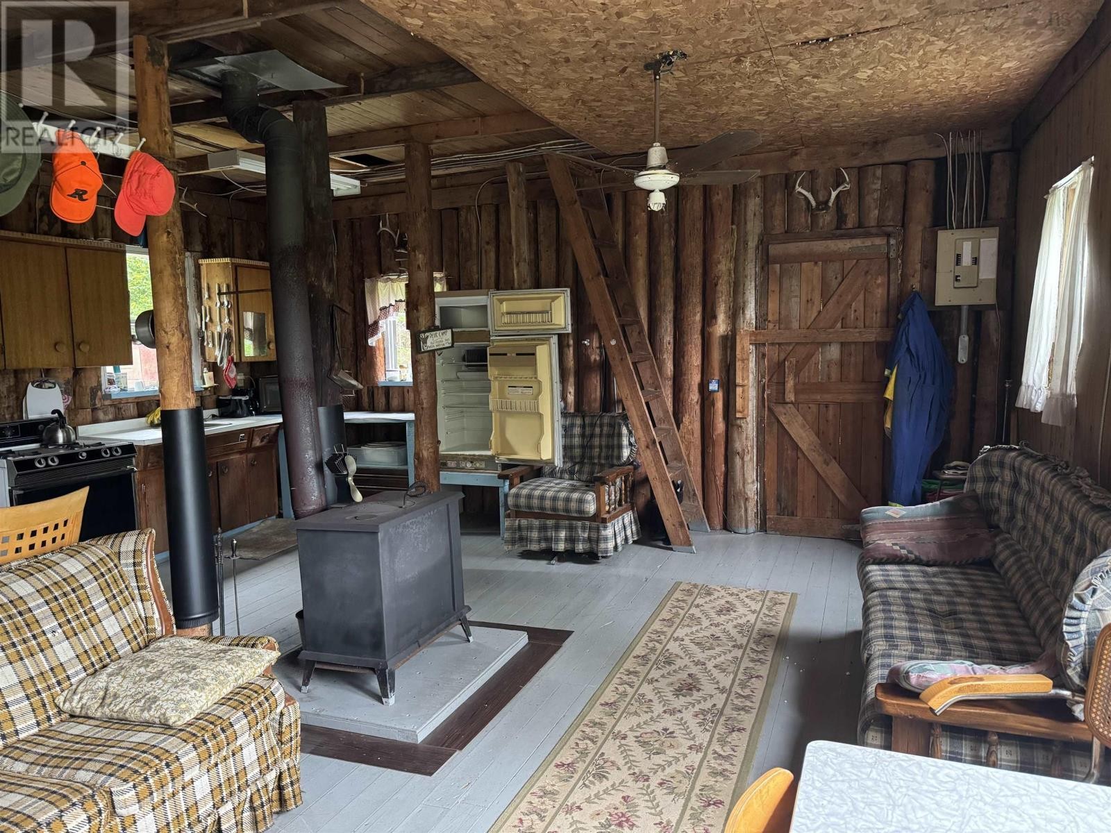 












600 Reid Station Road

,
South Branch,







Nova Scotia
B0N2P0

