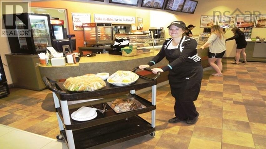 












190 6960 Mumford Road

,
Halifax,




Nova Scotia
B3L4P1

