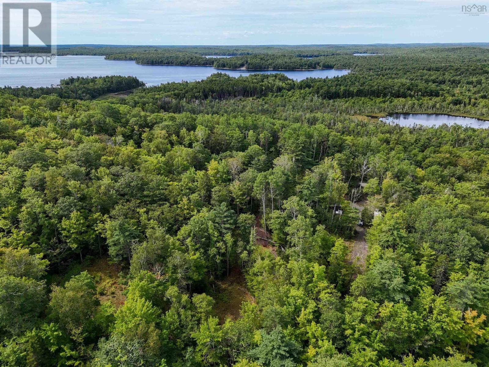 












37 148 Uhlman Point Road

,
Molega North,







Nova Scotia
B0T1X0

