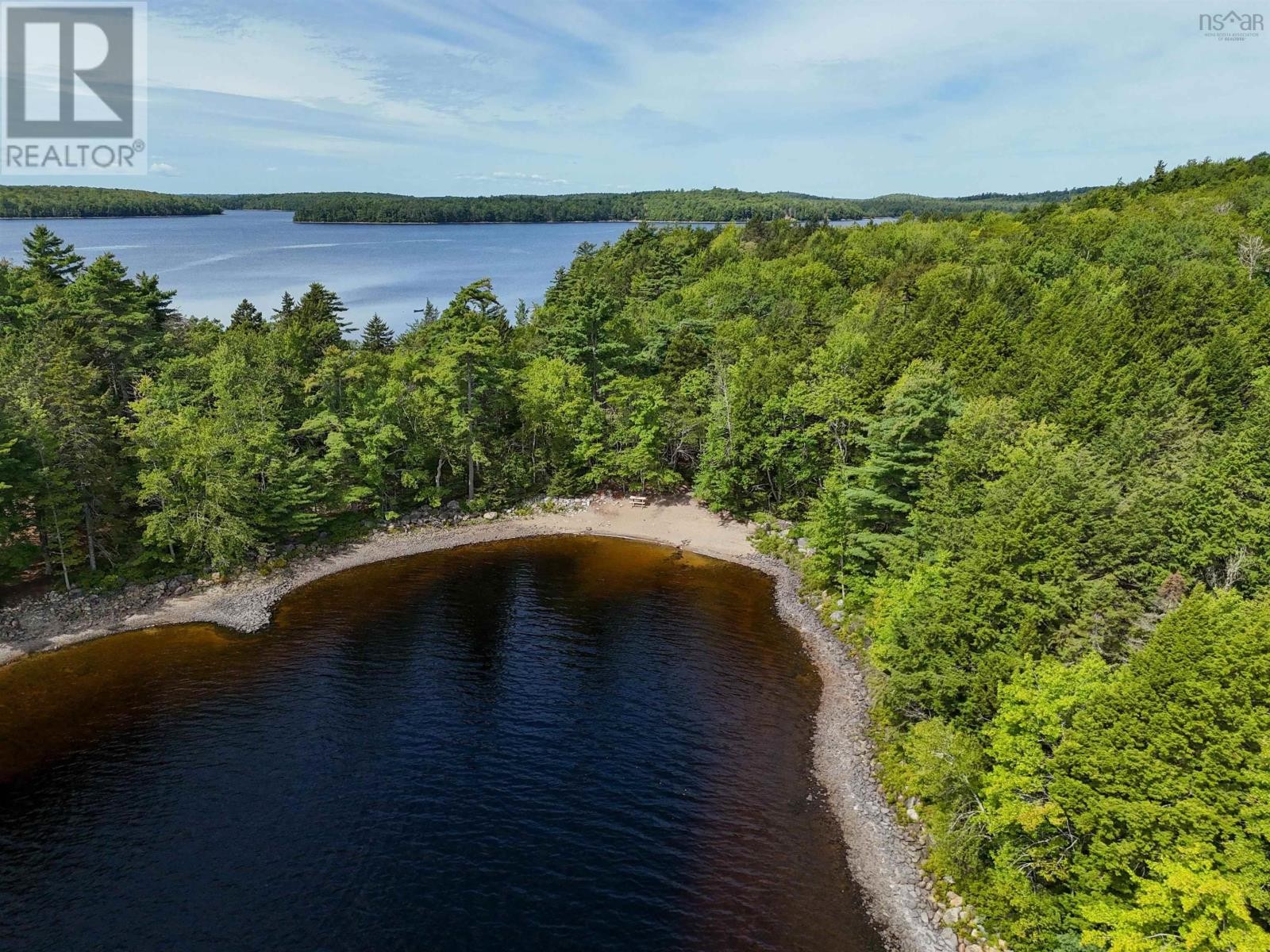 












35 142 Uhlman Point Road

,
Molega North,







Nova Scotia
B0T1X0

