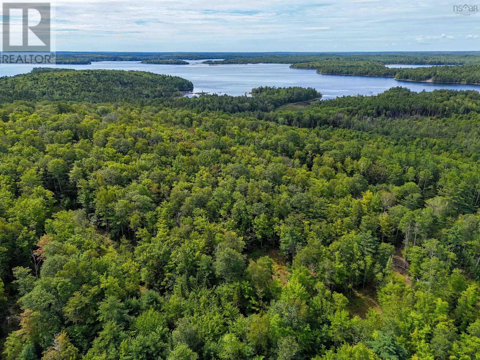 












35 142 Uhlman Point Road

,
Molega North,







Nova Scotia
B0T1X0

