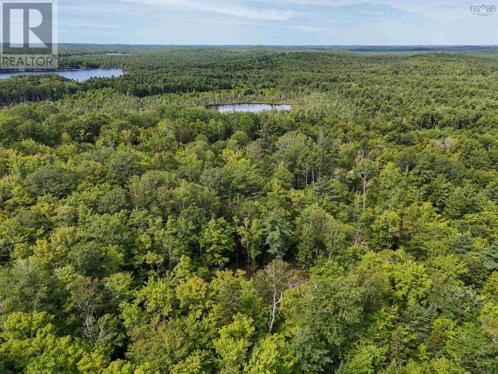 












35 142 Uhlman Point Road

,
Molega North,







Nova Scotia
B0T1X0

