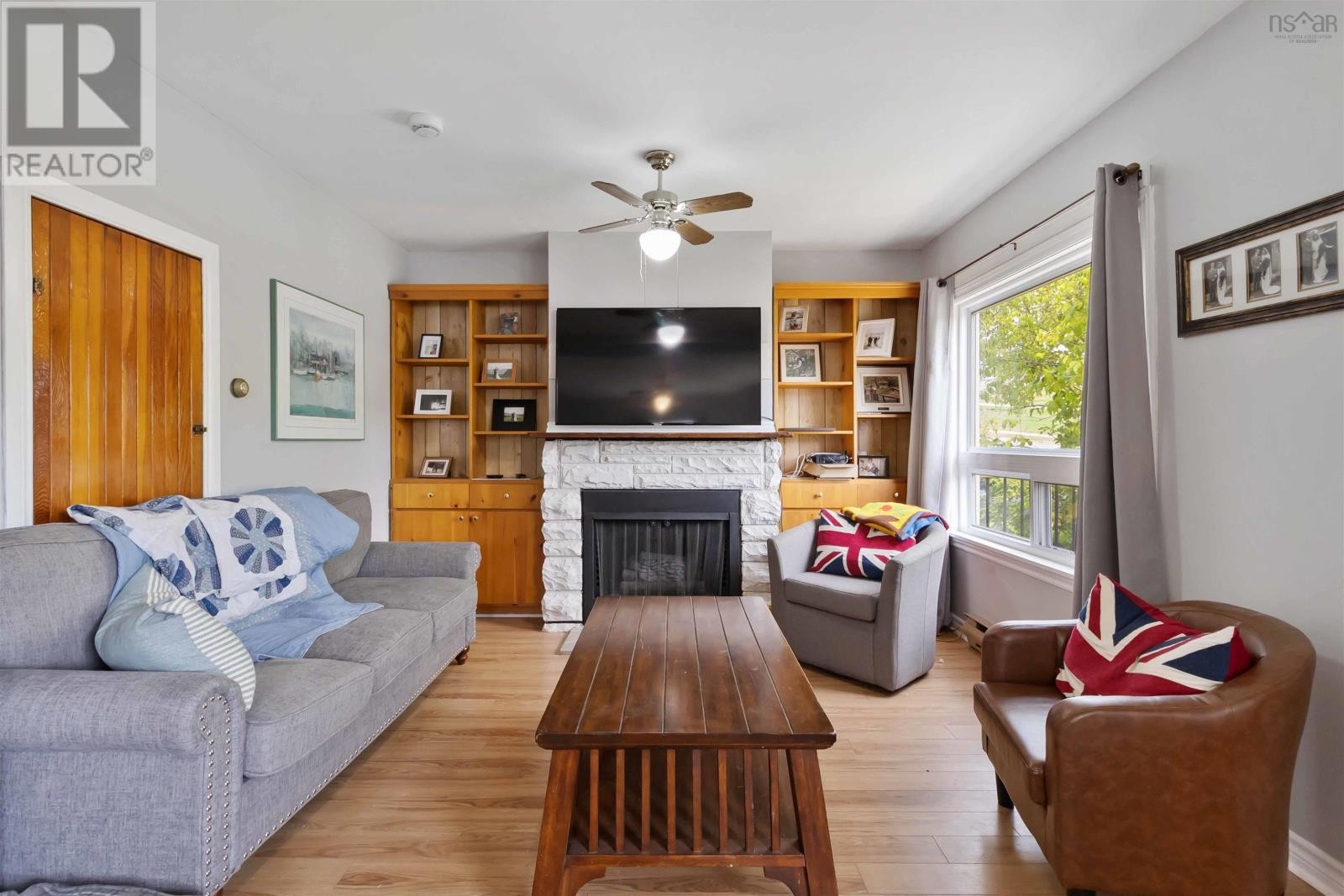 












24 Woodlawn Road

,
Dartmouth,




Nova Scotia
B2W2R6

