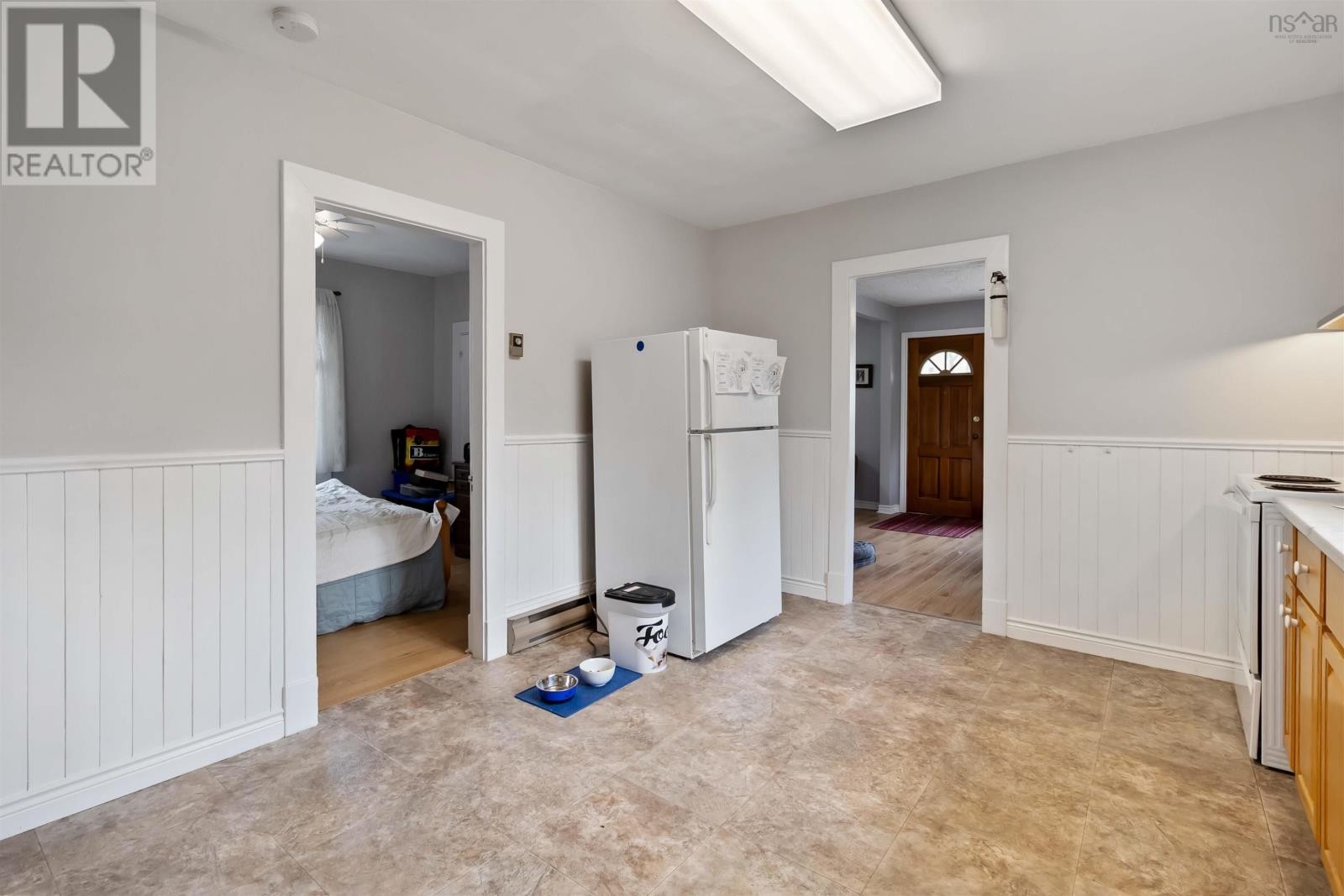 












24 Woodlawn Road

,
Dartmouth,




Nova Scotia
B2W2R6

