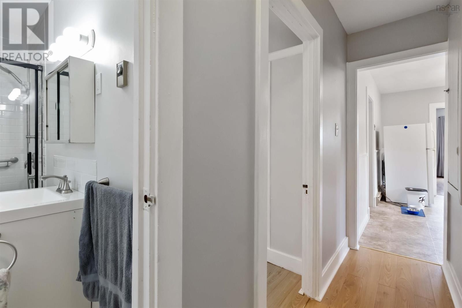 












24 Woodlawn Road

,
Dartmouth,




Nova Scotia
B2W2R6

