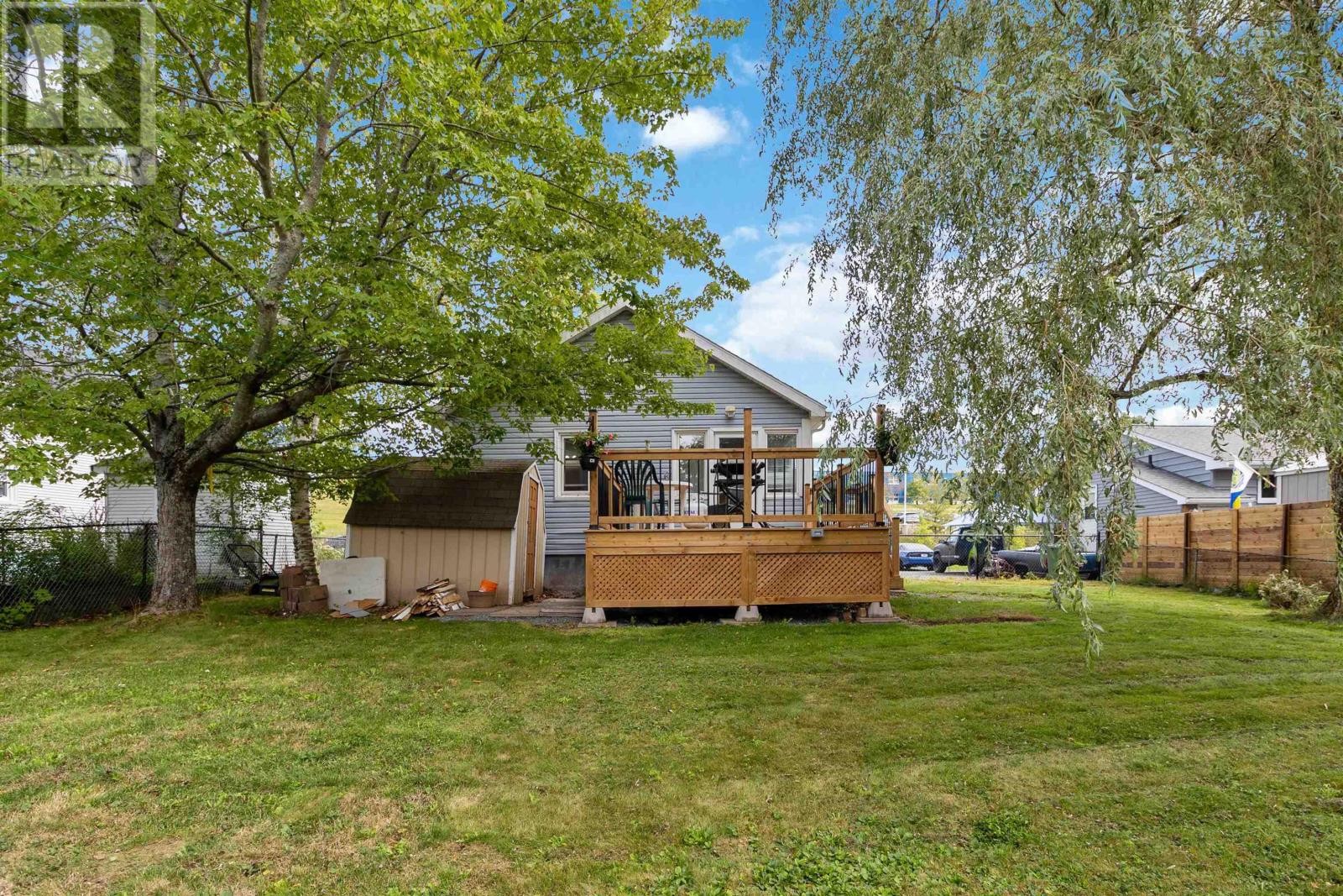 












24 Woodlawn Road

,
Dartmouth,




Nova Scotia
B2W2R6

