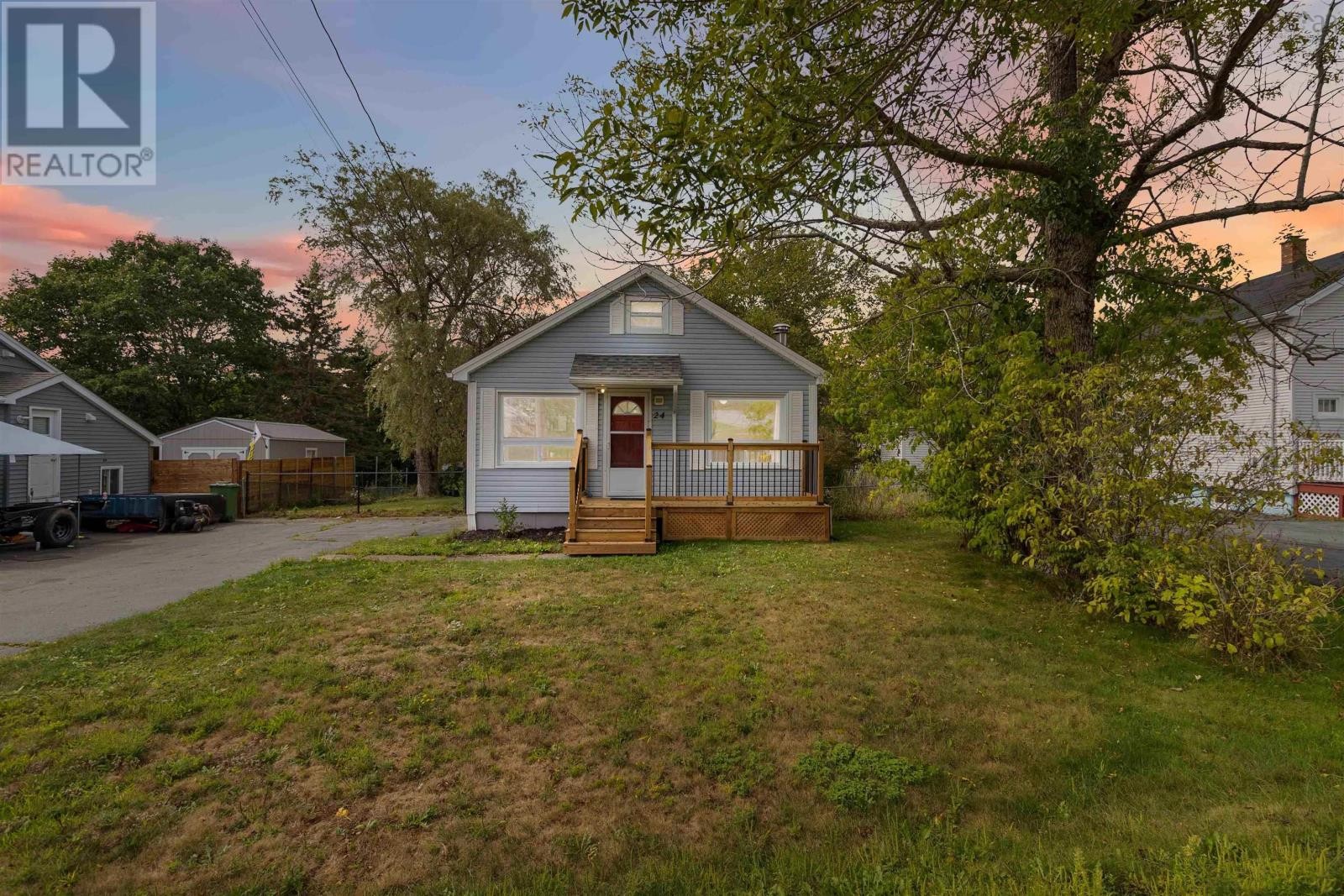 












24 Woodlawn Road

,
Dartmouth,




Nova Scotia
B2W2R6

