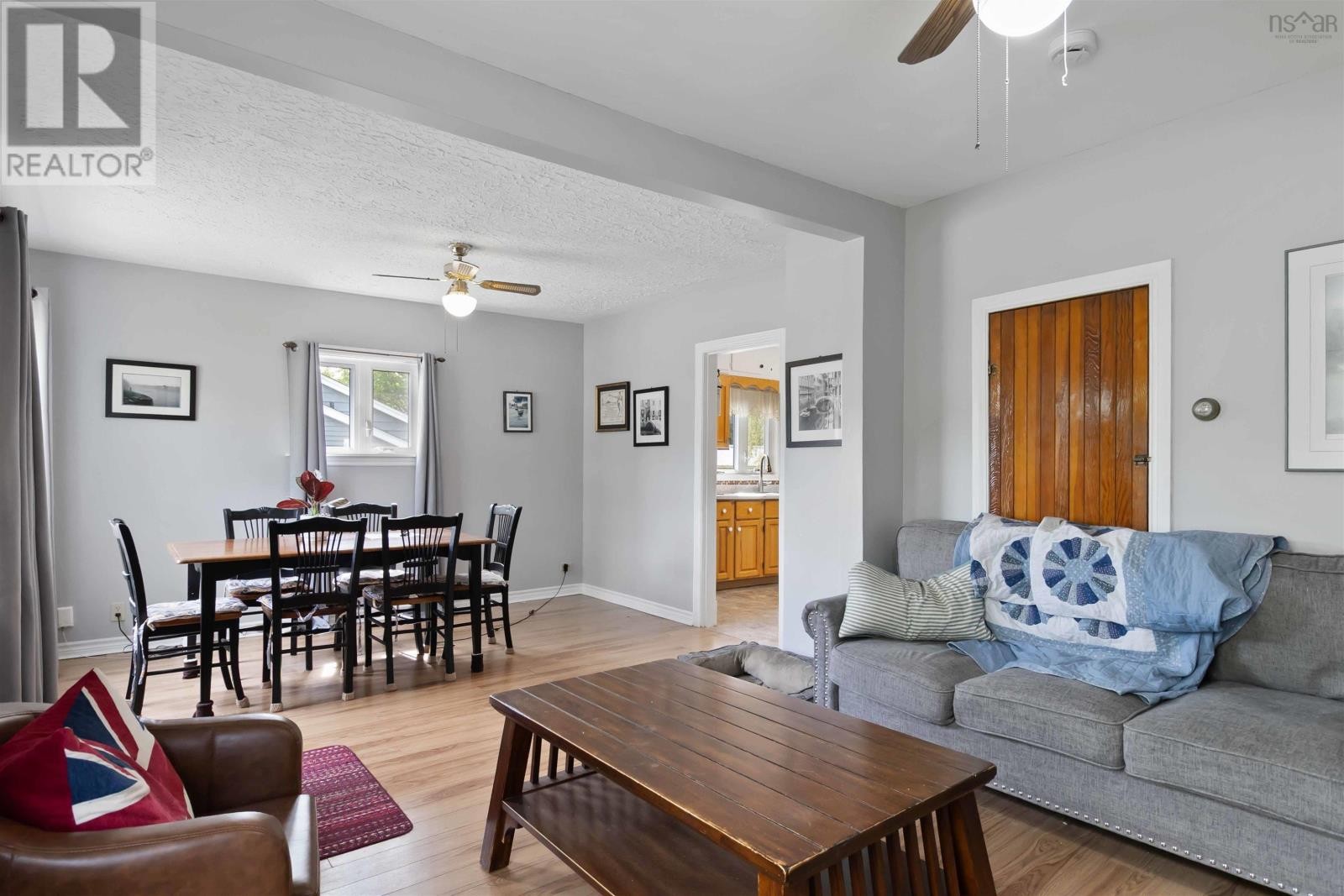 












24 Woodlawn Road

,
Dartmouth,




Nova Scotia
B2W2R6

