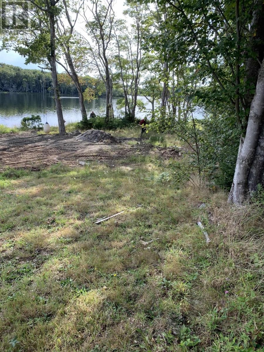 












126 Belleville South Road

,
Tusket,







Nova Scotia
B0W3M0

