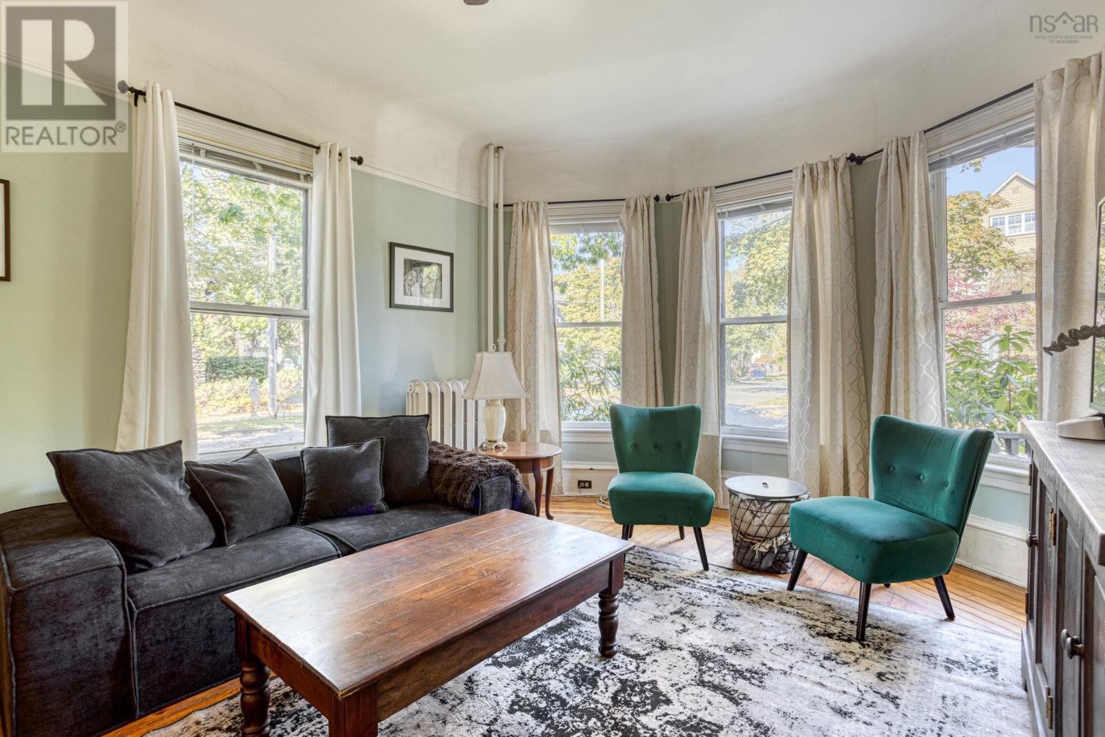 












5554- 5556 Atlantic Street

,
Halifax,




Nova Scotia
B3H1G4

