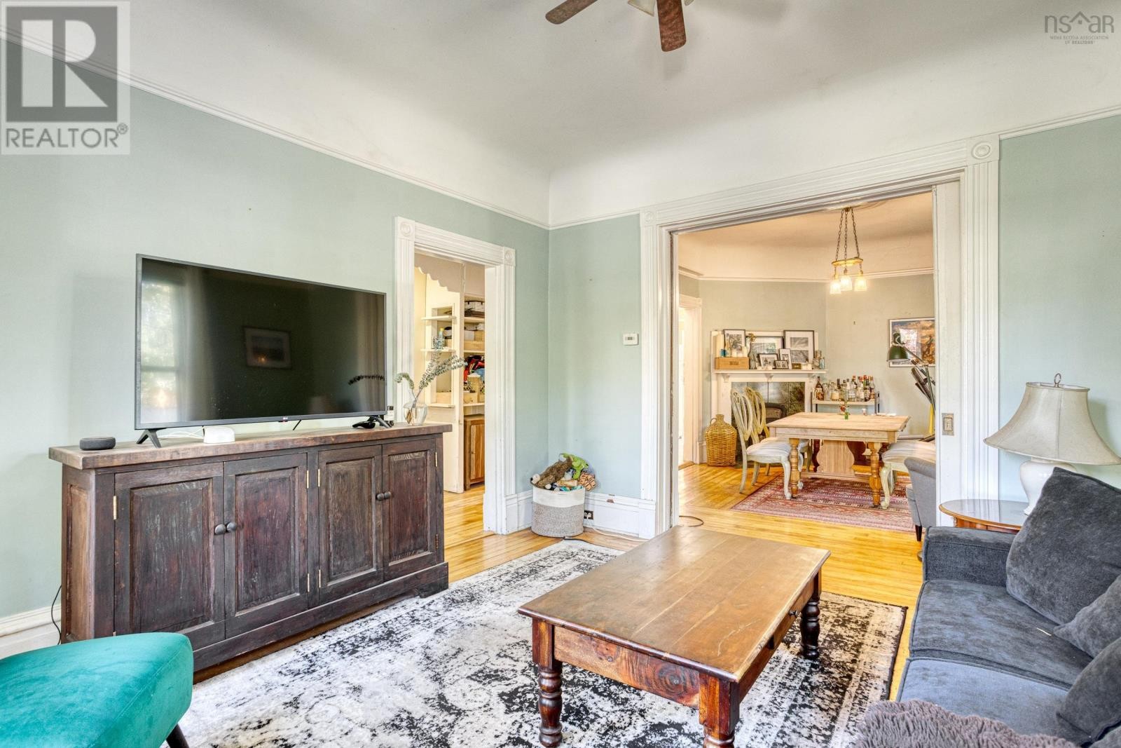 












5554- 5556 Atlantic Street

,
Halifax,




Nova Scotia
B3H1G4

