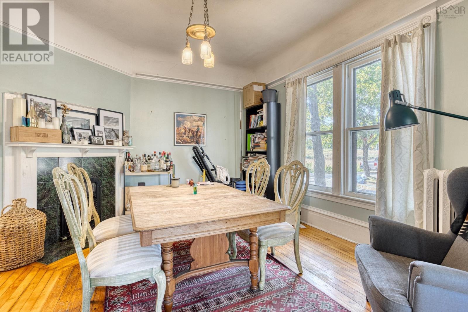 












5554- 5556 Atlantic Street

,
Halifax,




Nova Scotia
B3H1G4

