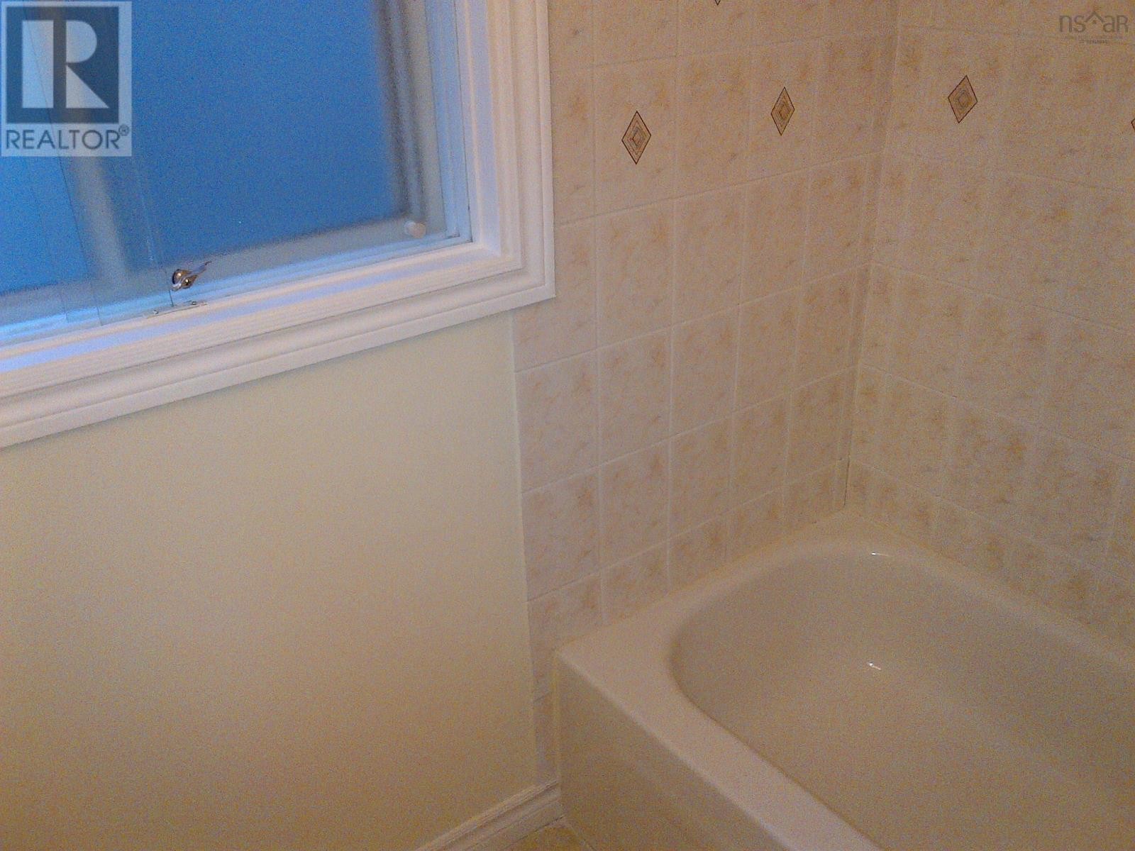 












74 Belle Vista Drive

,
Dartmouth,




Nova Scotia
B2W2X5

