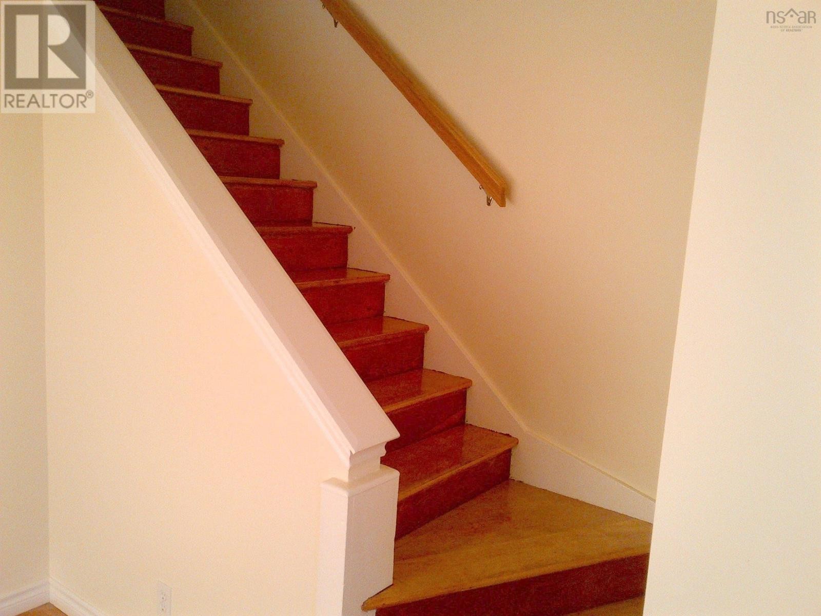 












74 Belle Vista Drive

,
Dartmouth,




Nova Scotia
B2W2X5

