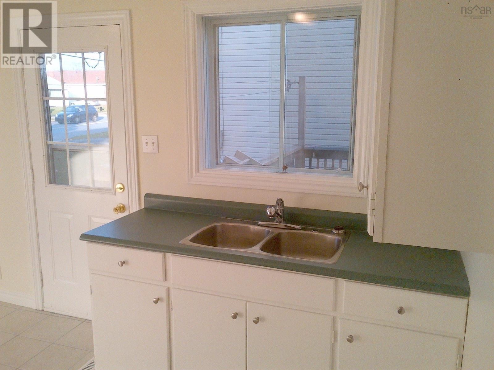 












74 Belle Vista Drive

,
Dartmouth,




Nova Scotia
B2W2X5

