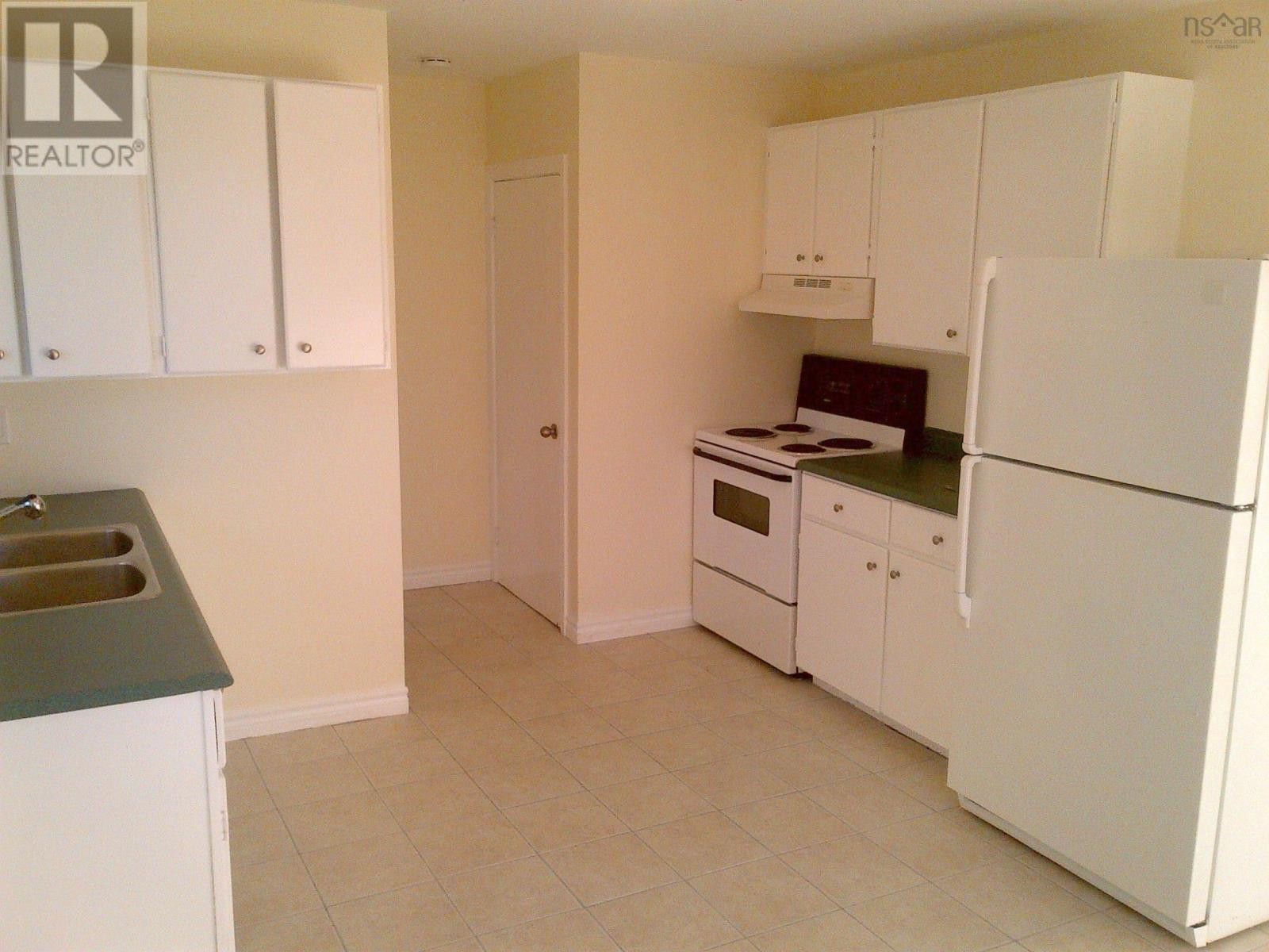 












74 Belle Vista Drive

,
Dartmouth,




Nova Scotia
B2W2X5

