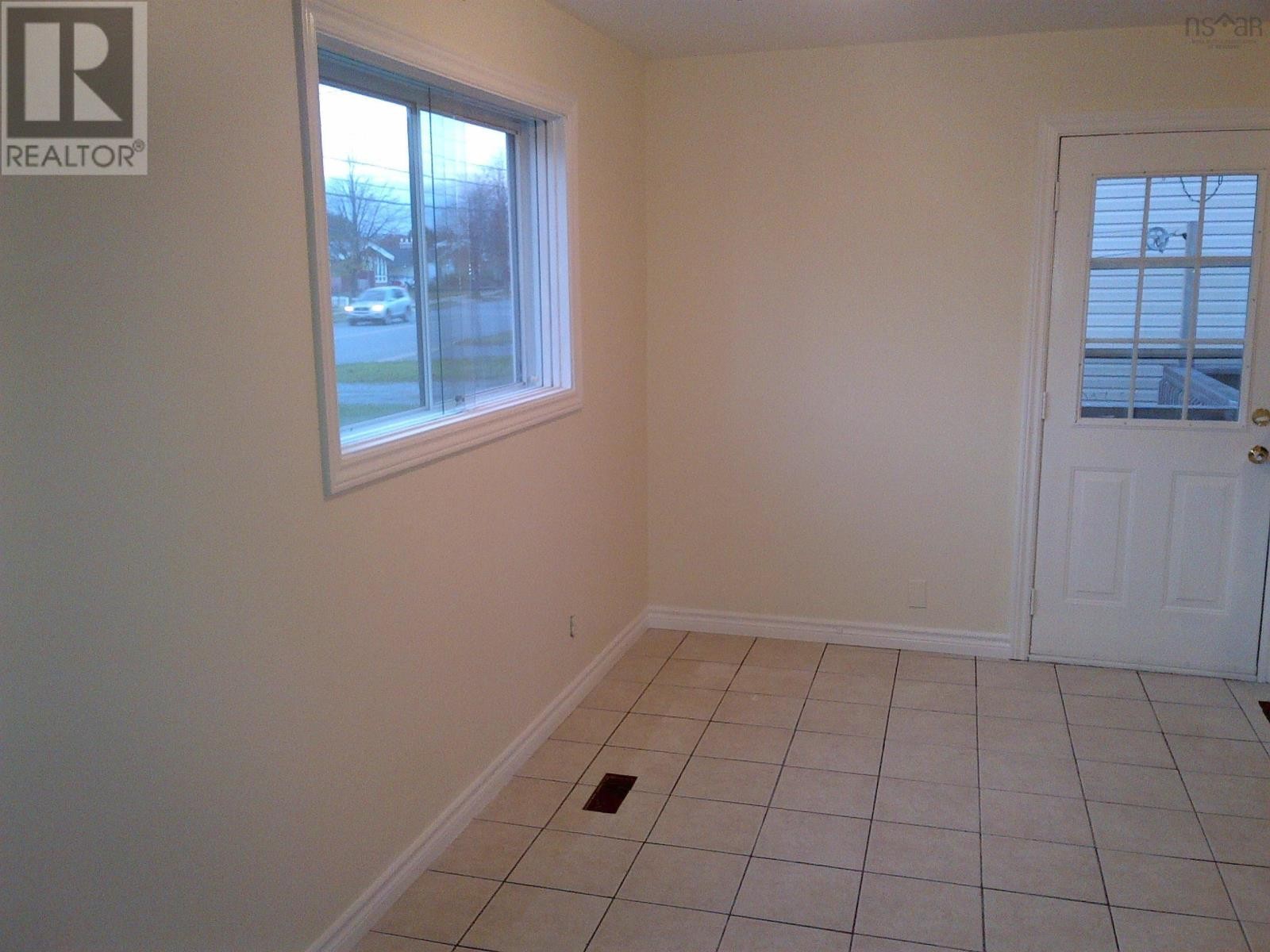 












74 Belle Vista Drive

,
Dartmouth,




Nova Scotia
B2W2X5

