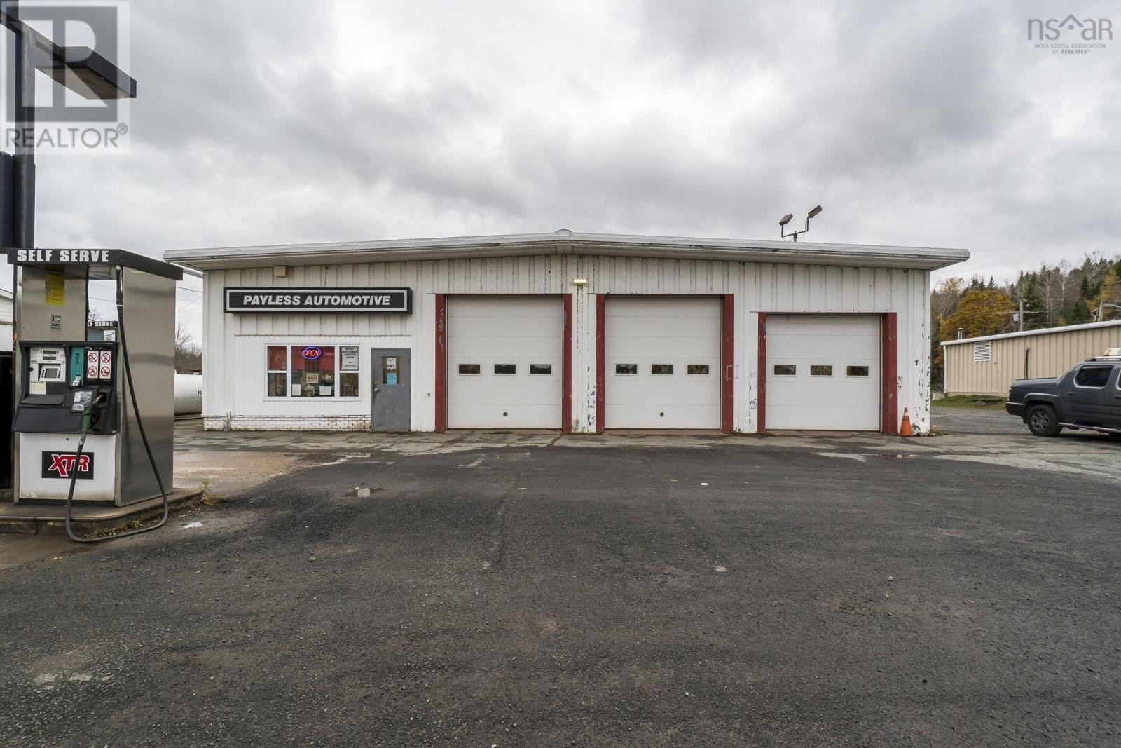 












6197 Highway 354

,
Kennetcook,




Nova Scotia
B0N1T0

