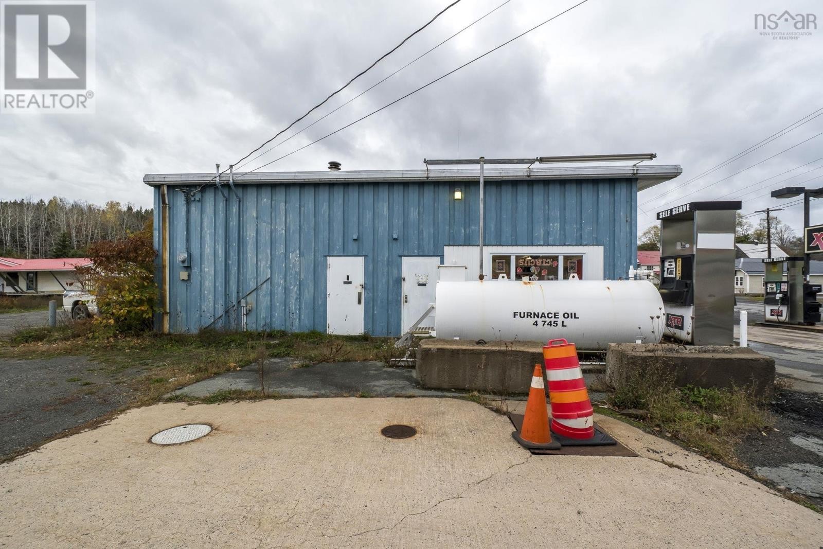 












6197 Highway 354

,
Kennetcook,




Nova Scotia
B0N1T0

