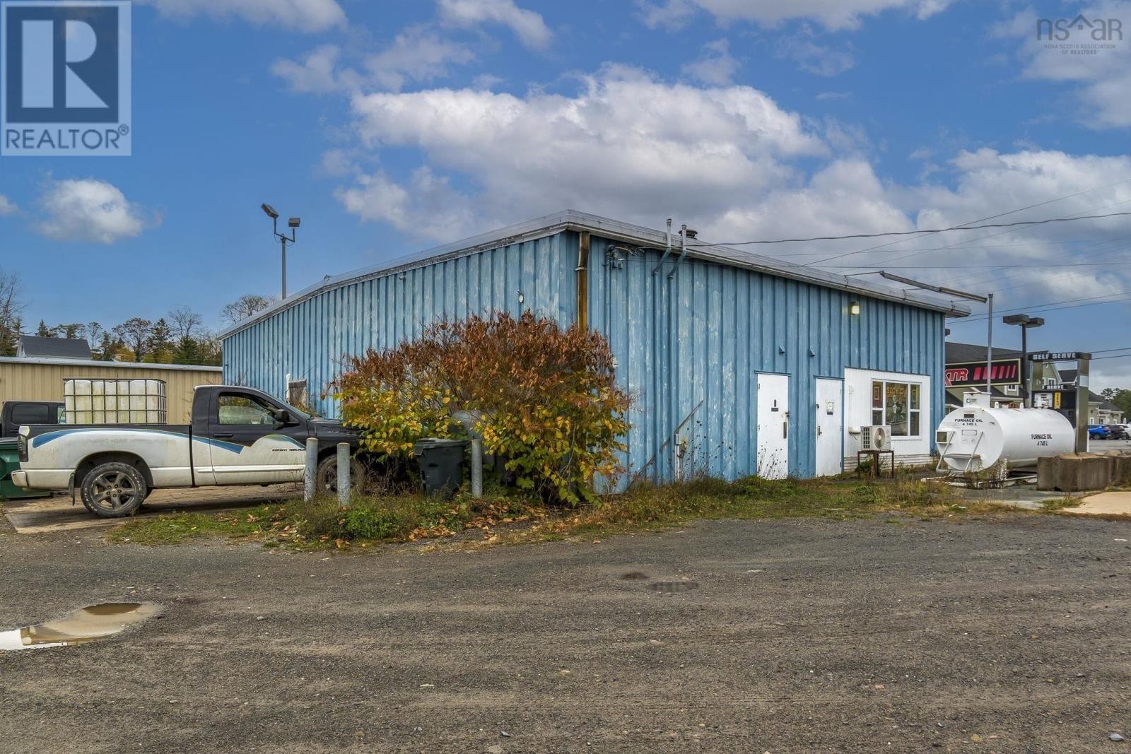 












6197 Highway 354

,
Kennetcook,




Nova Scotia
B0N1T0

