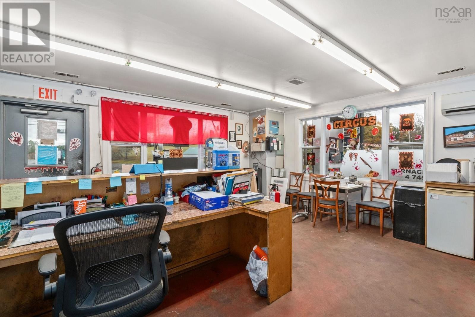 












6197 Highway 354

,
Kennetcook,




Nova Scotia
B0N1T0

