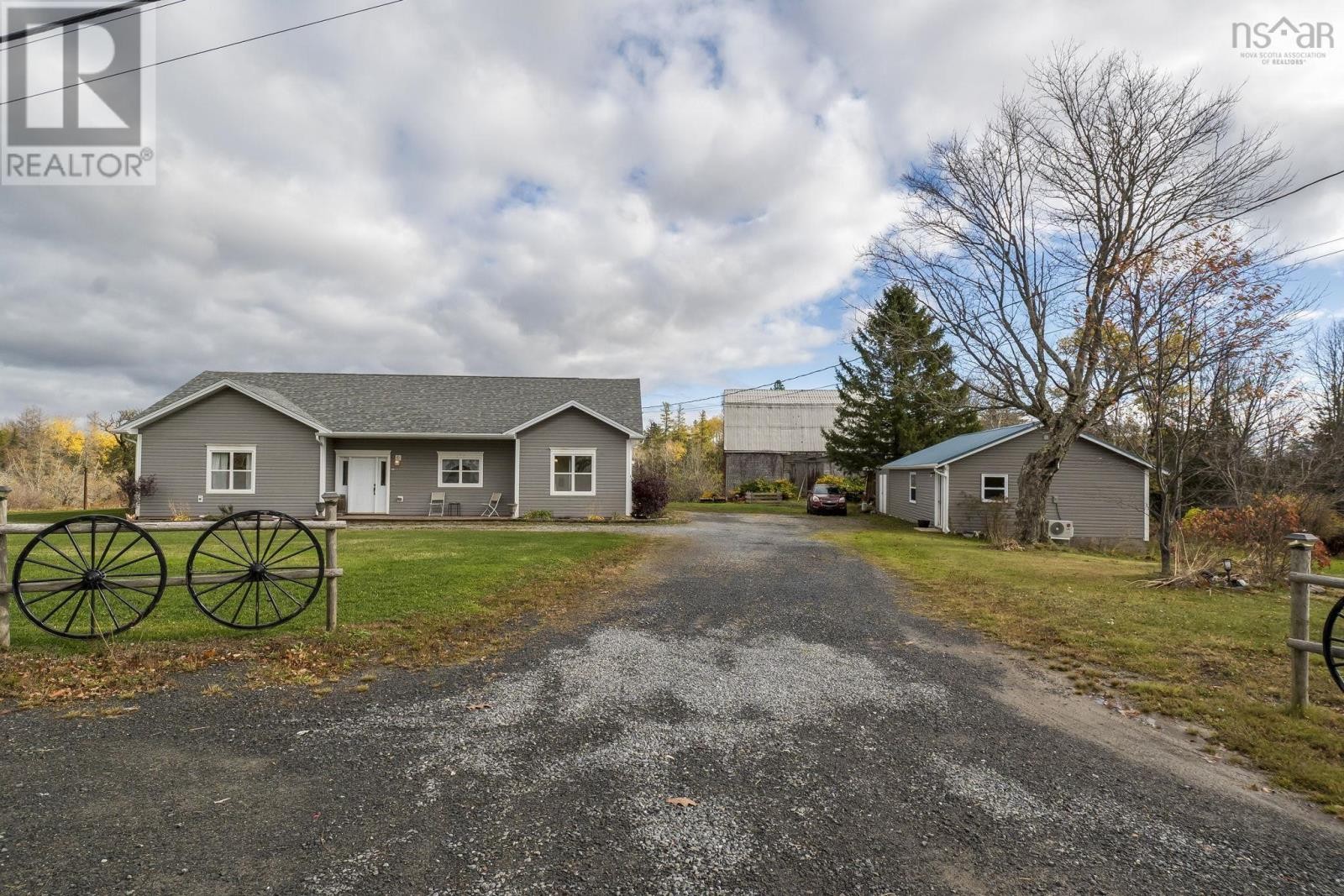 












6874 Highway 354

,
Kennetcook,







Nova Scotia
B0N1P0

